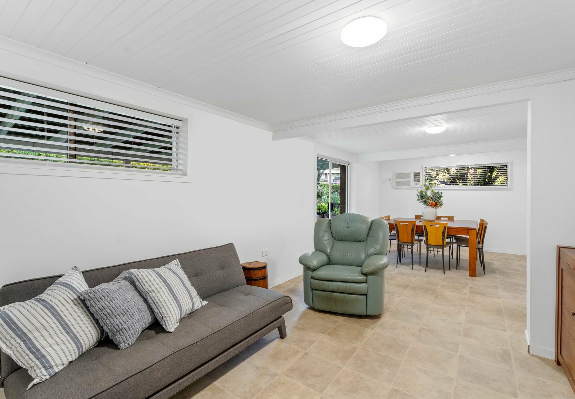 16 Diana Street — photo 15 of 24