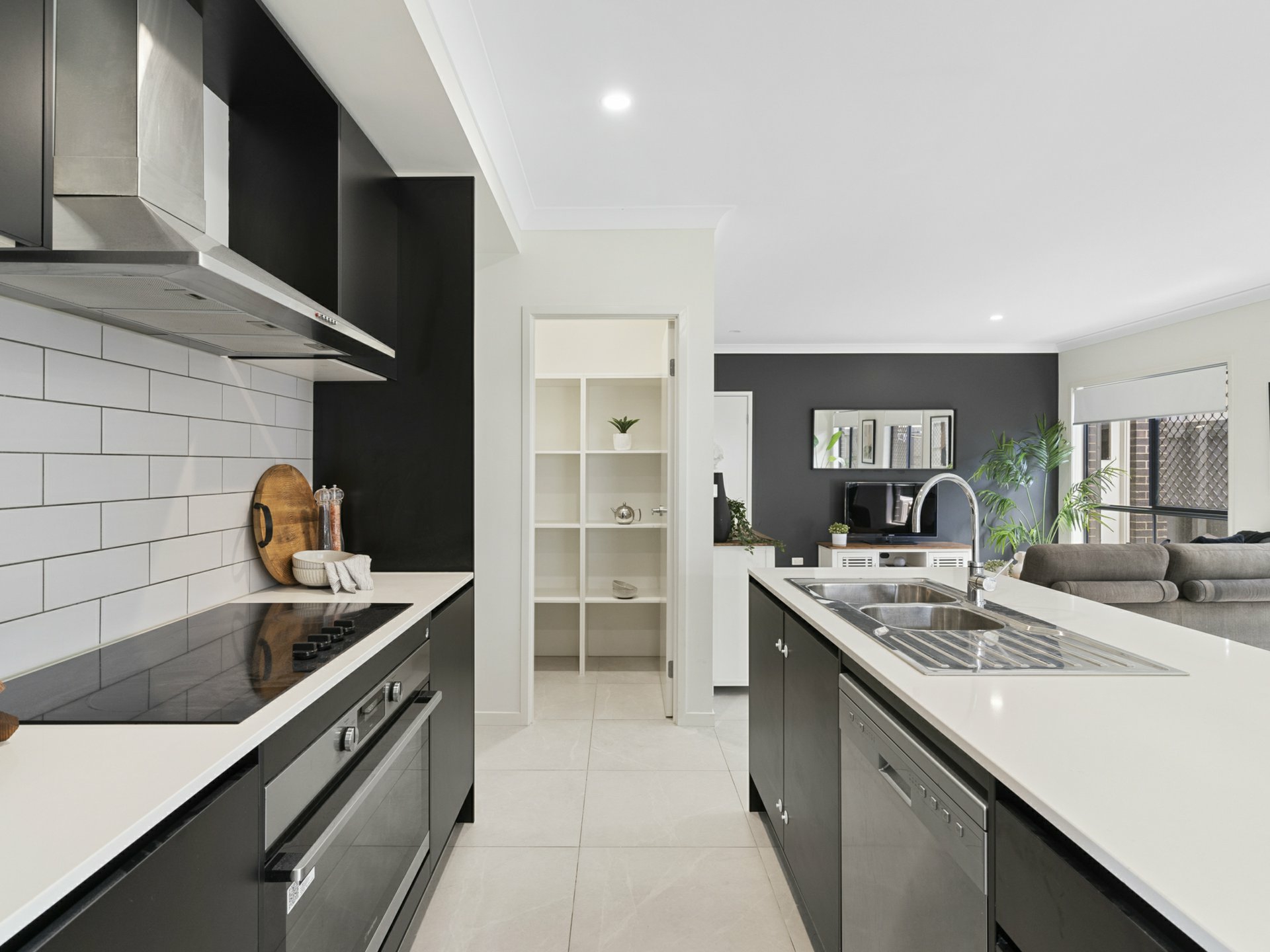 29 Birchwood Street — photo 5 of 25