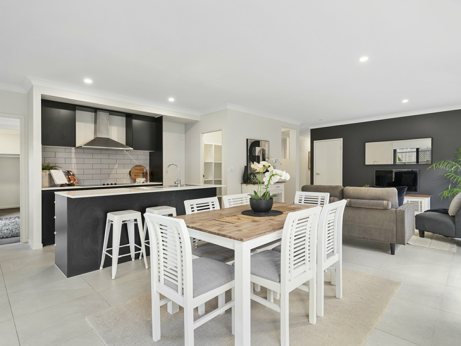 29 Birchwood Street — photo 8 of 25