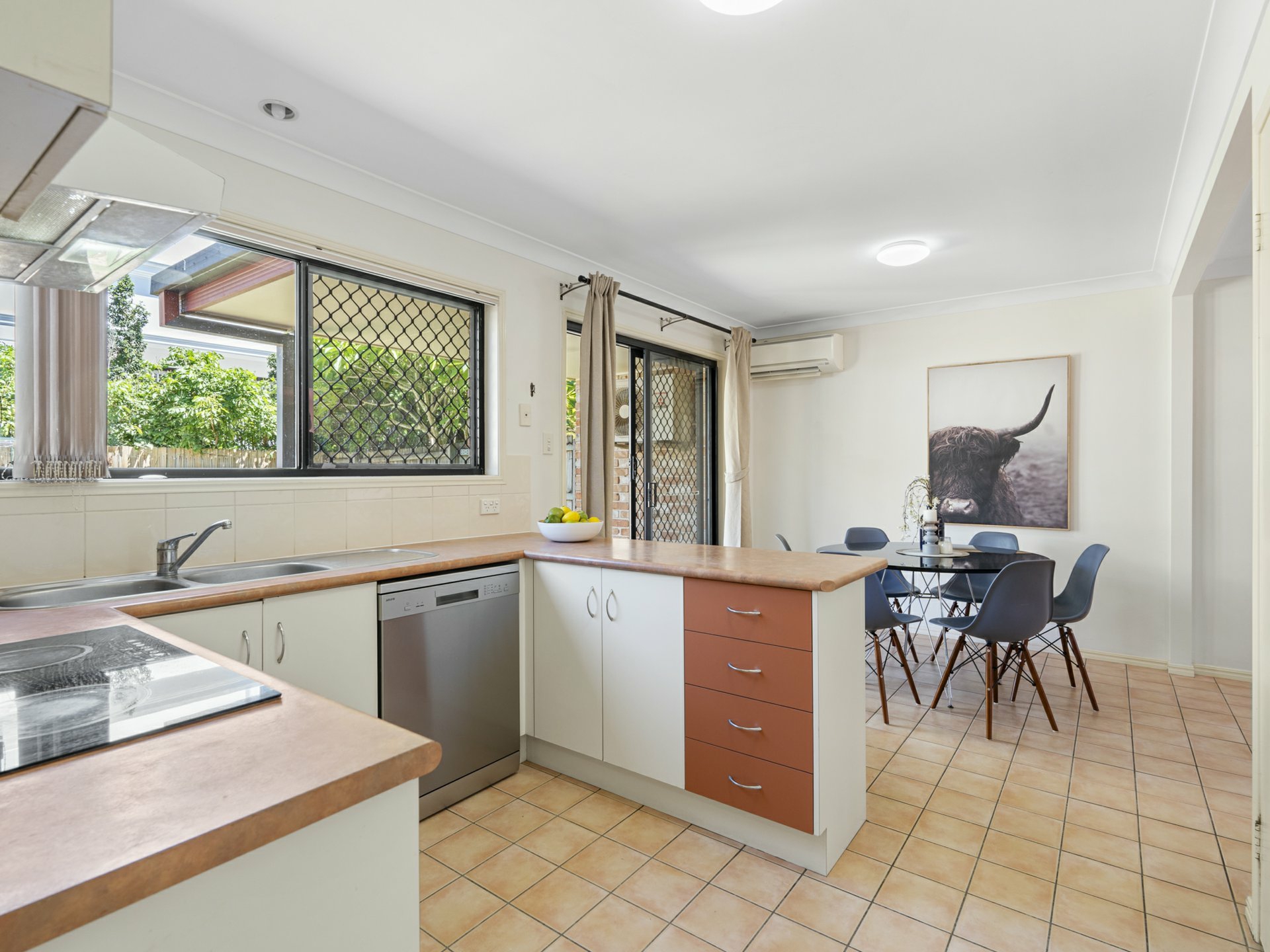 54/88 Bleasby Road — photo 8 of 25