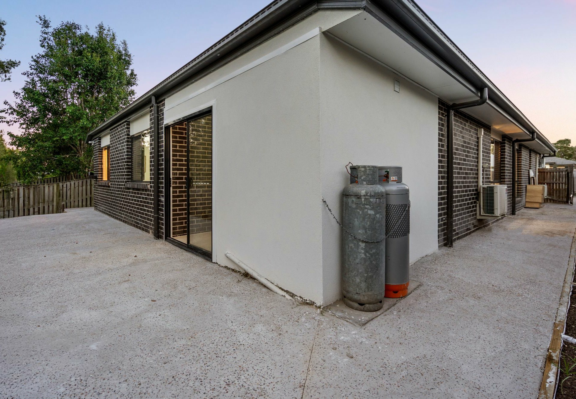 5 Goodwin Close — photo 16 of 19