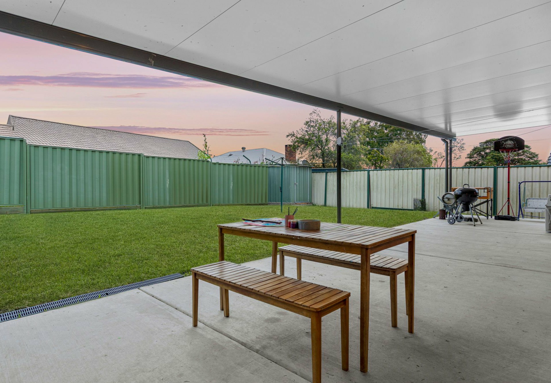 11 King Arthur Boulevard — photo 24 of 25