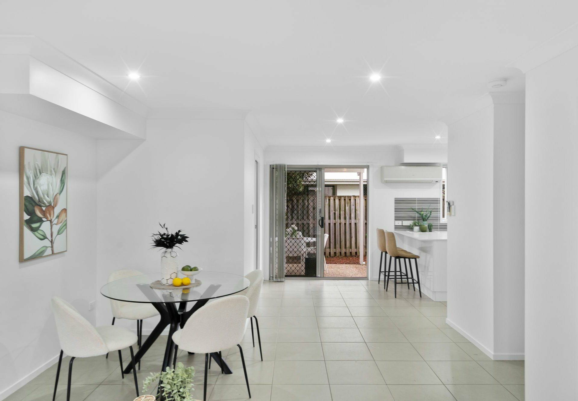 51/9 Eduard Place — photo 6 of 17