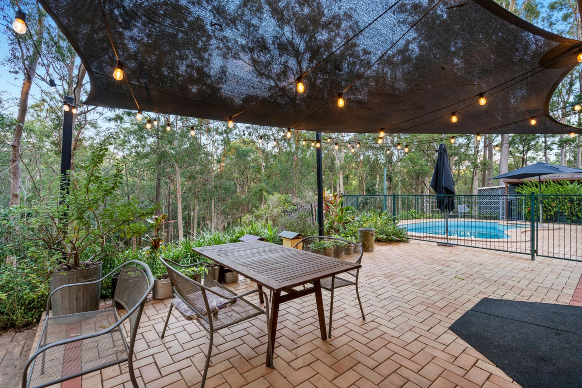 10 Thomas Court — photo from LJ Hooker Property Partners