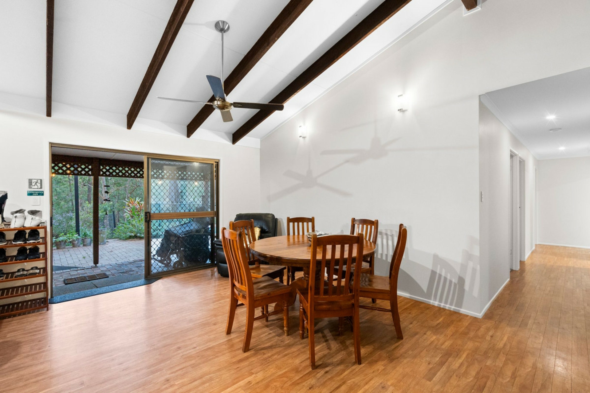10 Thomas Court — photo 7 of 27