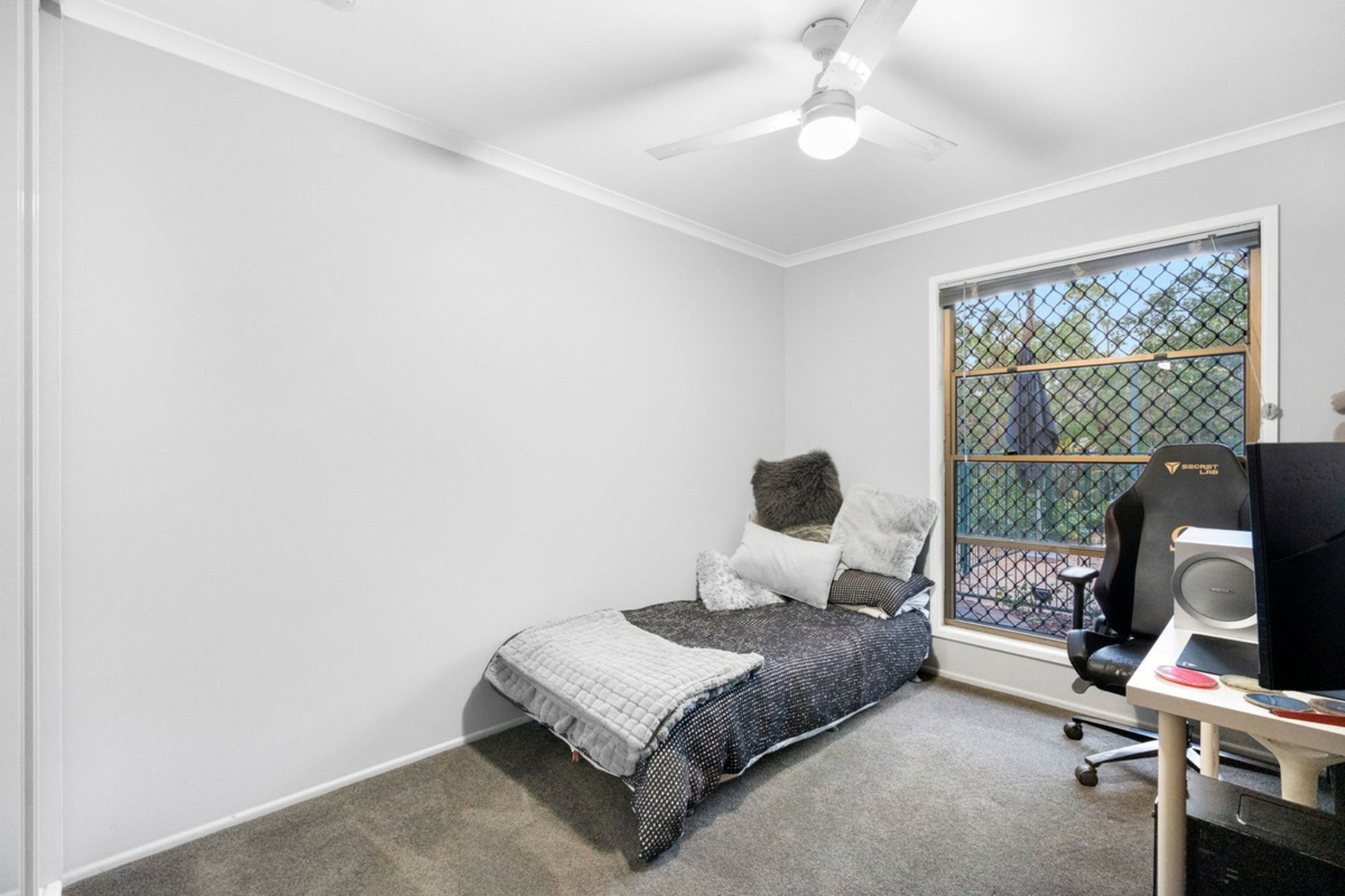 10 Thomas Court — photo 10 of 27