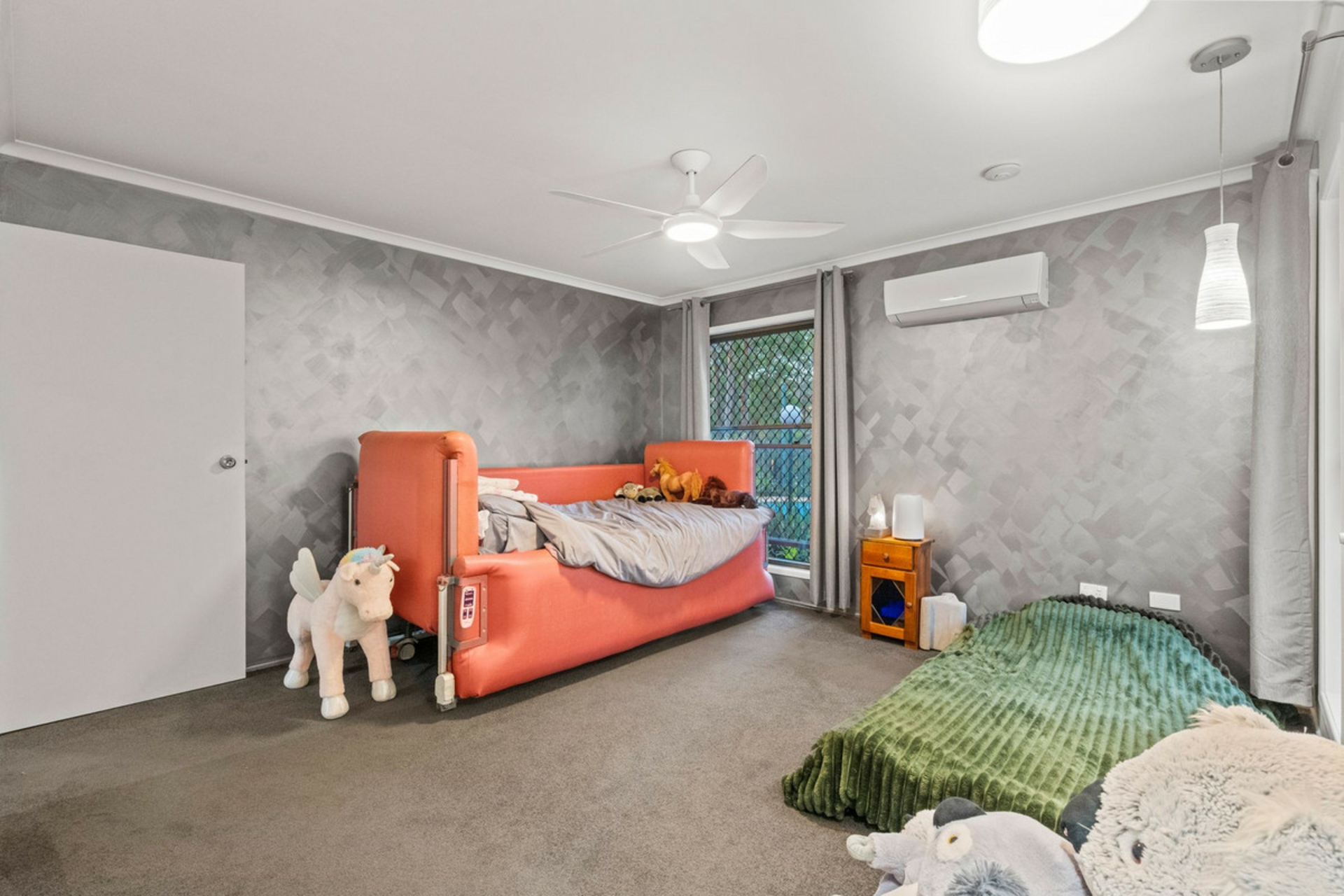10 Thomas Court — photo 13 of 27