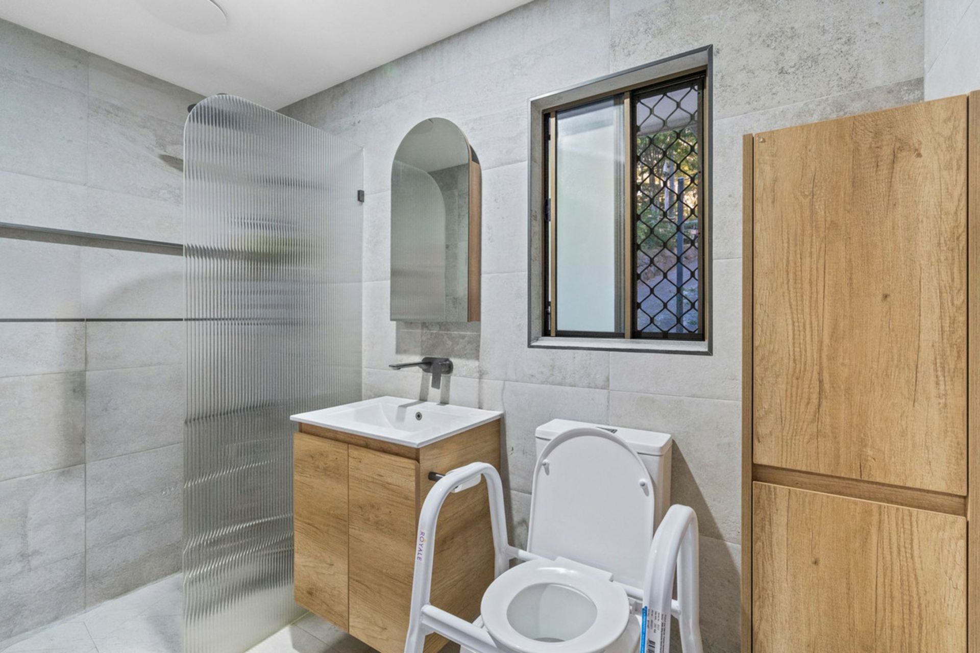 10 Thomas Court — photo 15 of 27