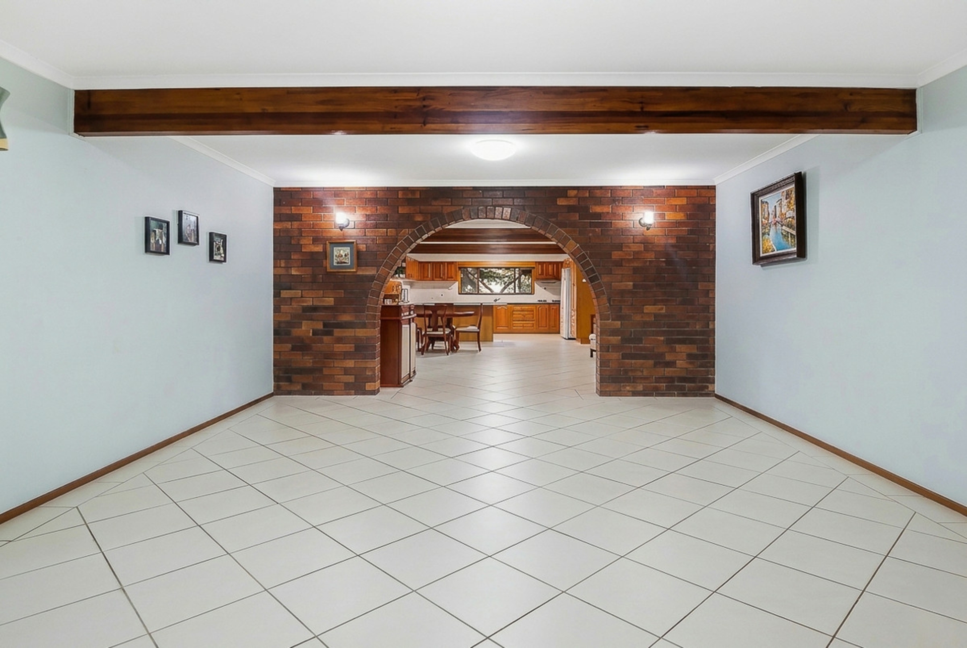 82 Davrod Street — photo 4 of 28
