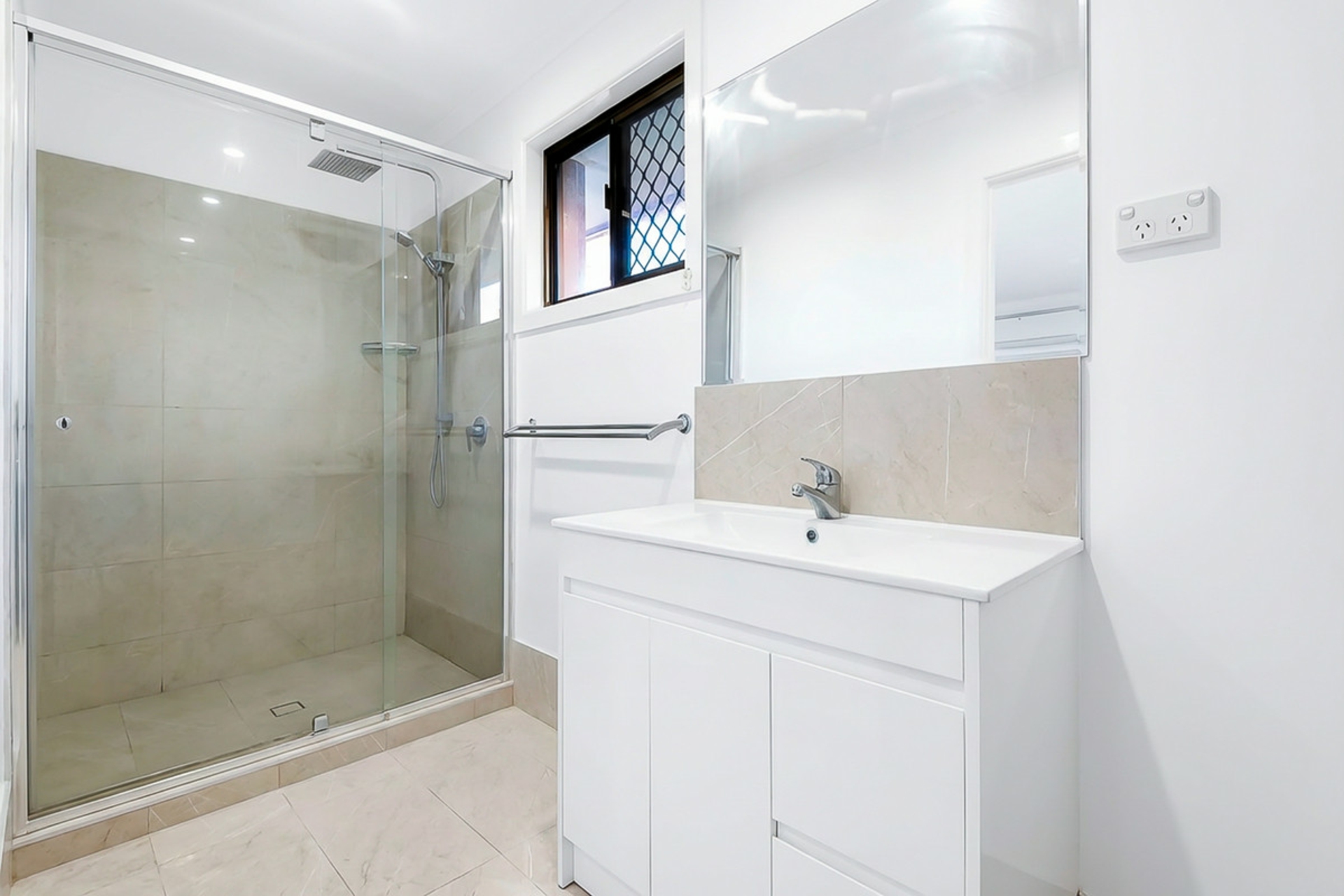 82 Davrod Street — photo 12 of 28