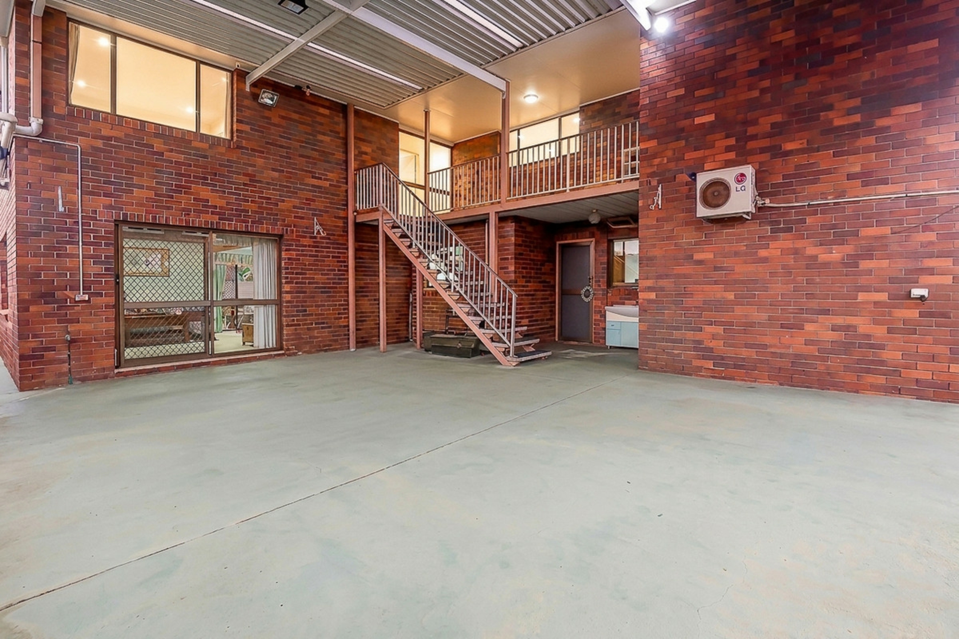 82 Davrod Street — photo 19 of 28