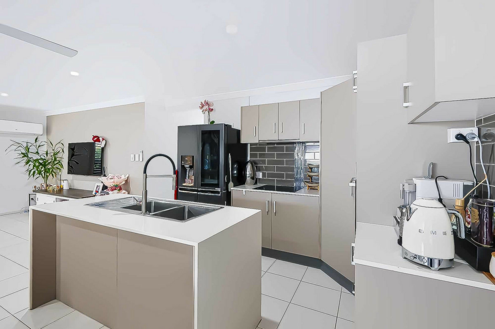 19 Berkshire Place — photo 8 of 18