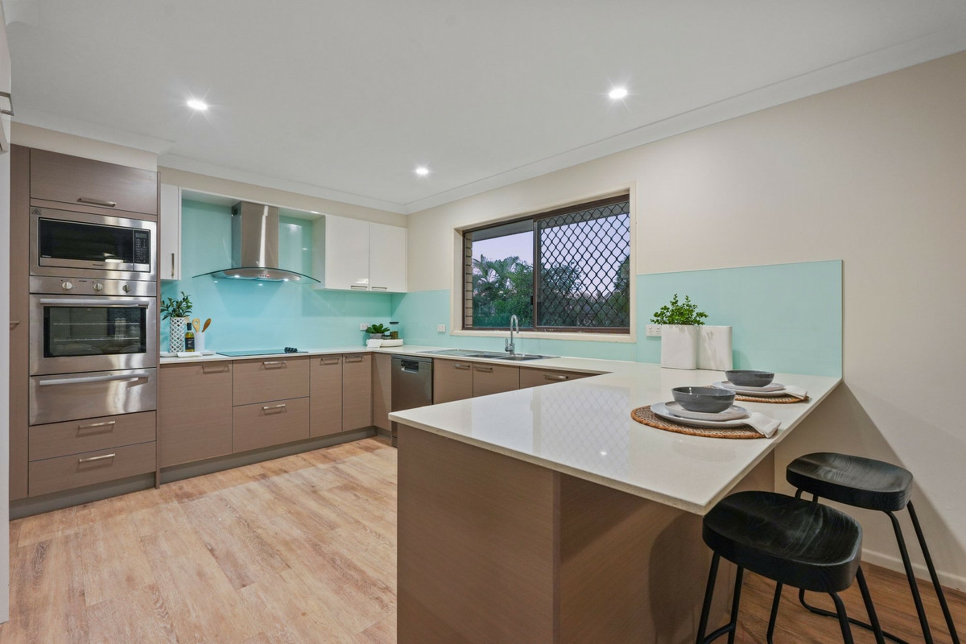 37 Swanfield Street — photo 7 of 21