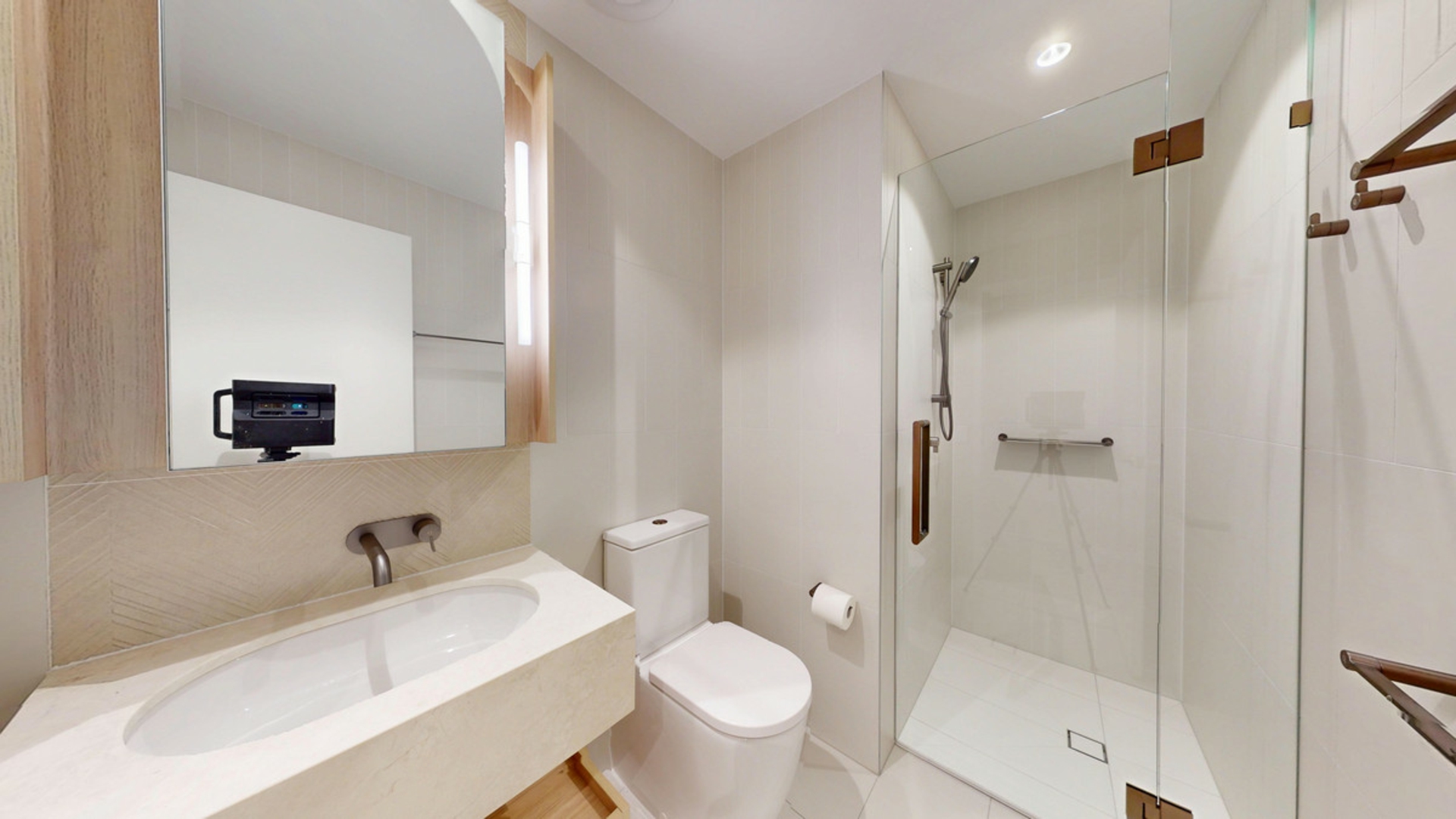 4704/8 Margaret Street — photo 12 of 20