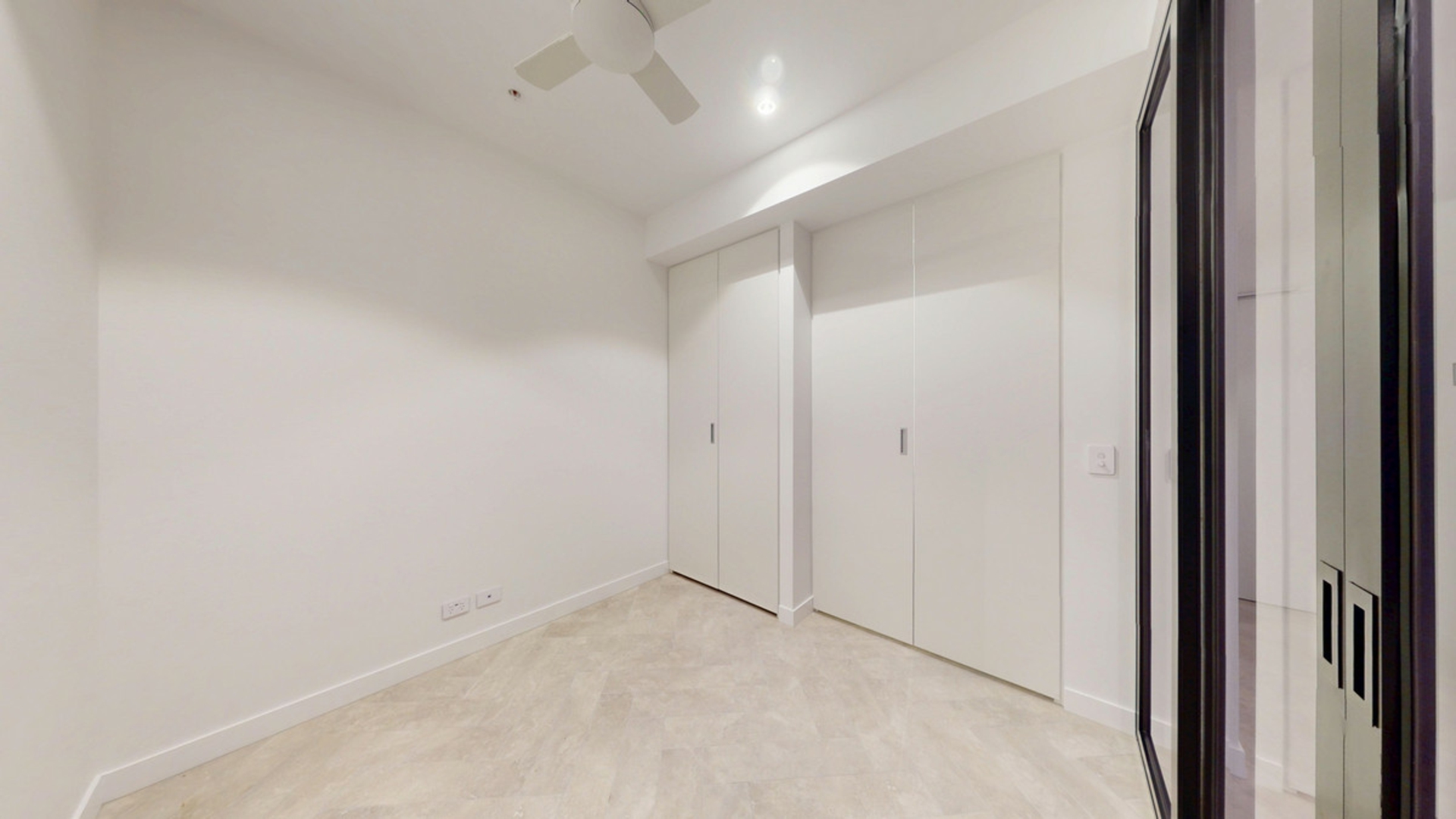 4704/8 Margaret Street — photo 15 of 20