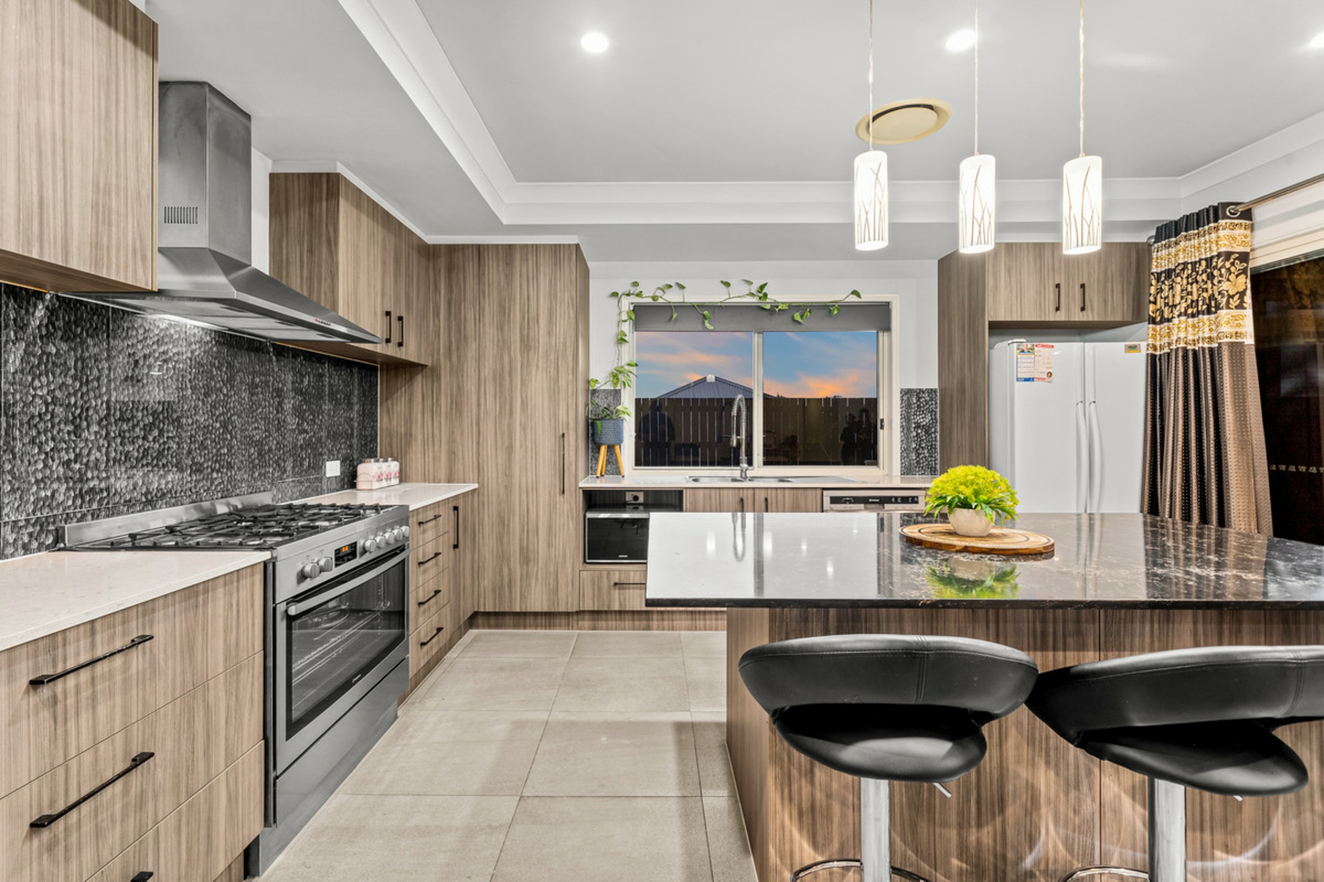14 Kintore Street — photo 7 of 20