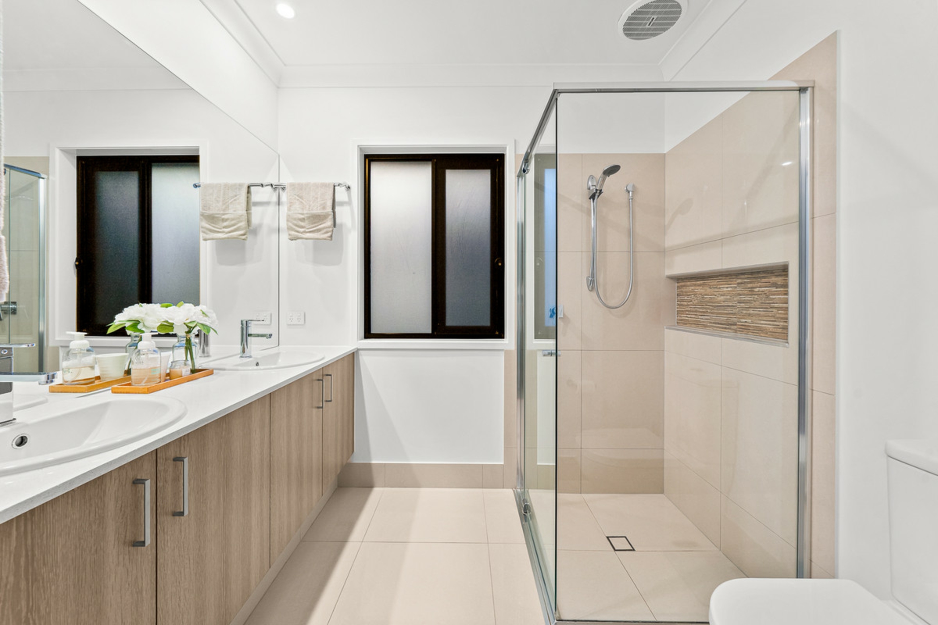 17 Penda Crescent — photo 9 of 24