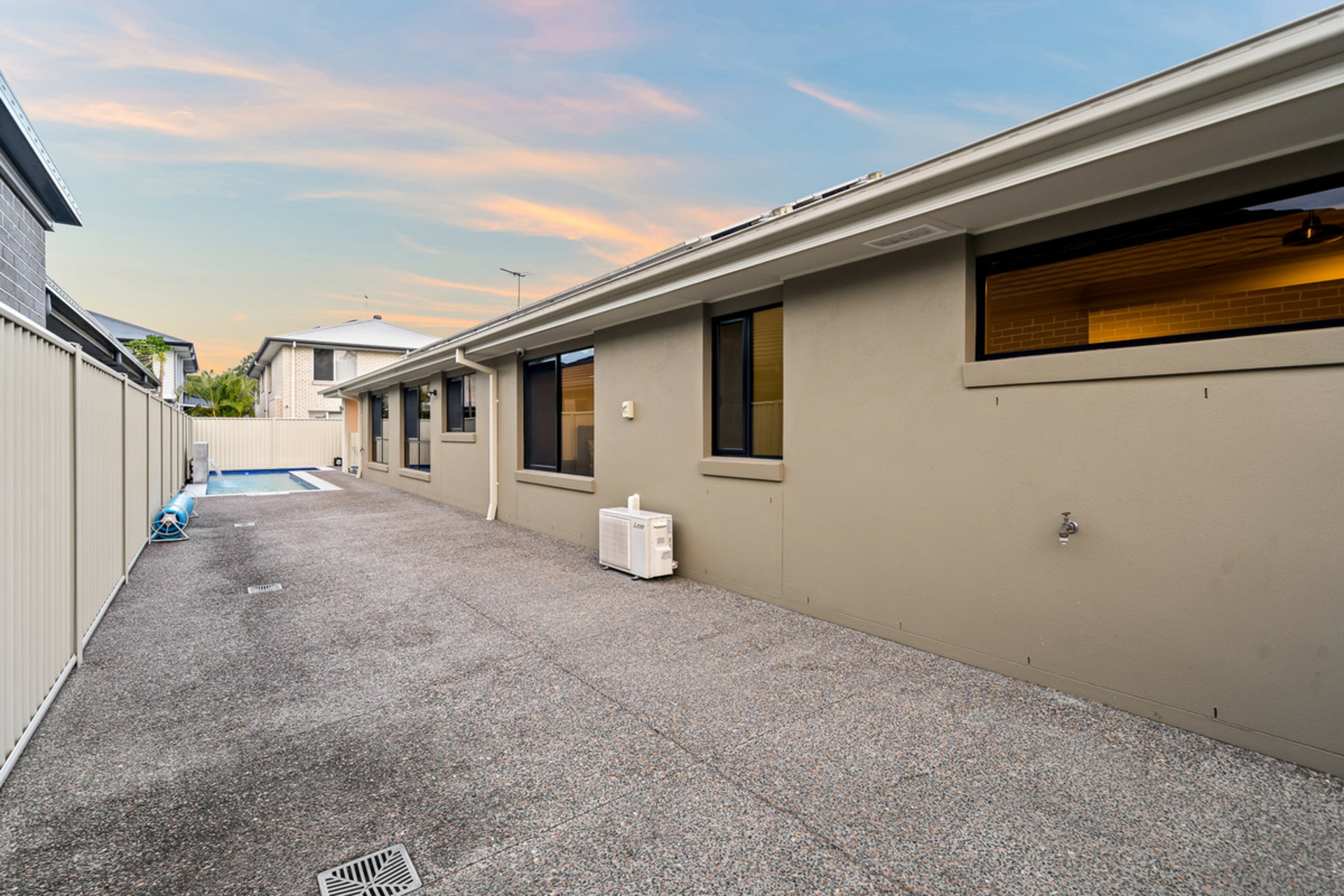 17 Penda Crescent — photo 20 of 24