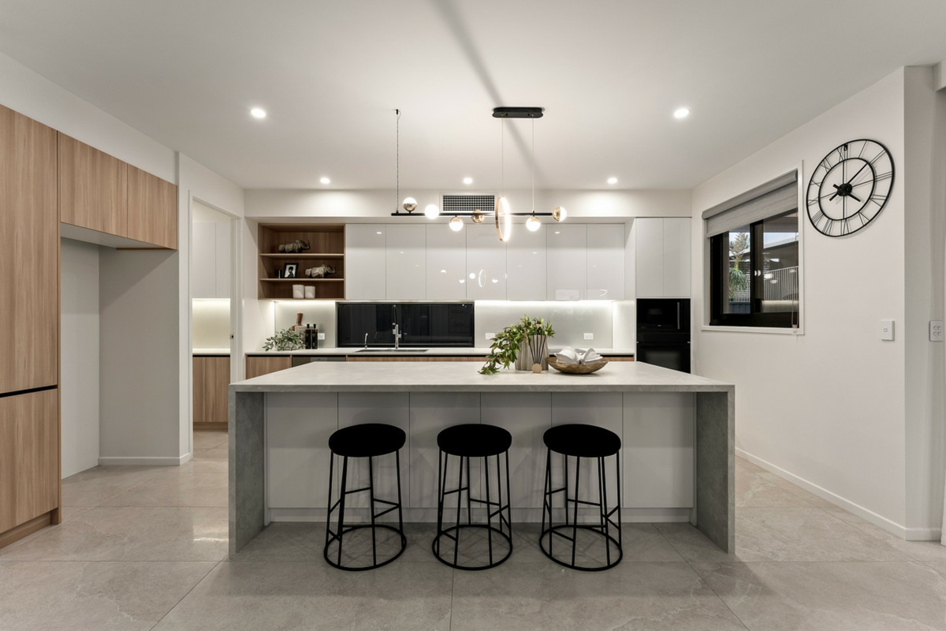 41 Mango Street — photo 3 of 26