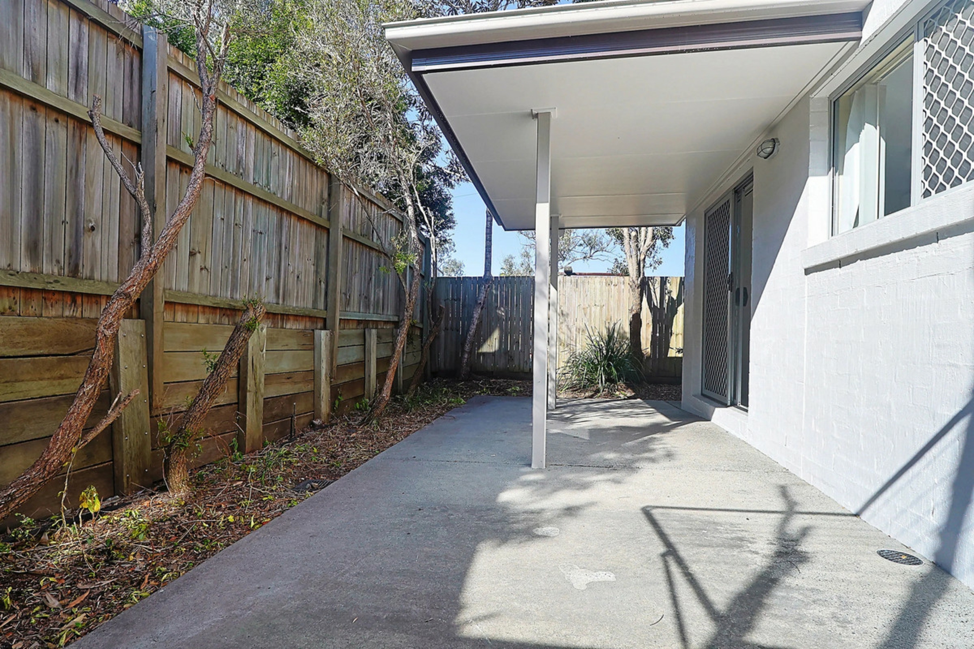 35/16 Bluebird Avenue — photo 10 of 15
