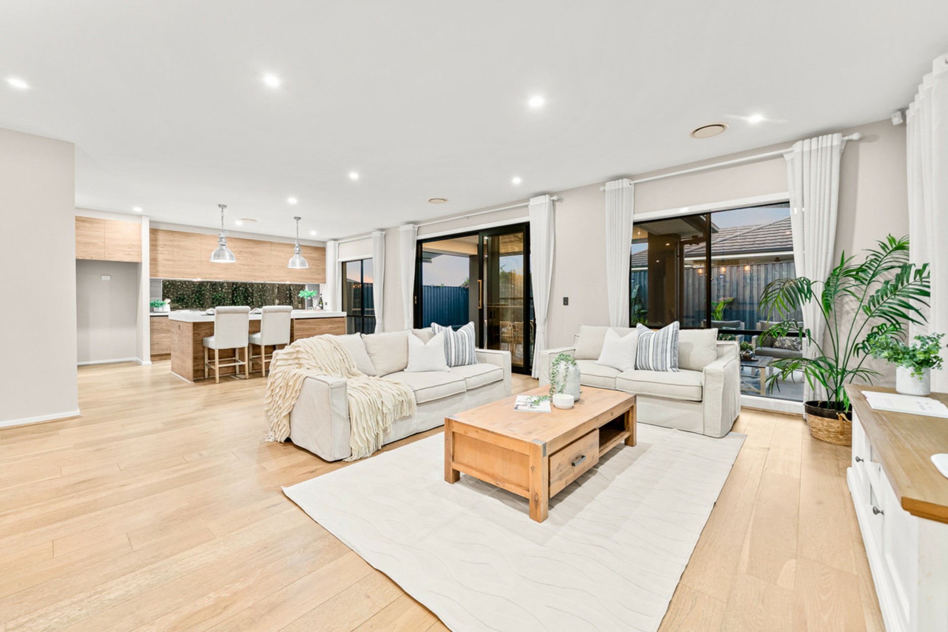 18 Barrisdale Street — photo 2 of 30