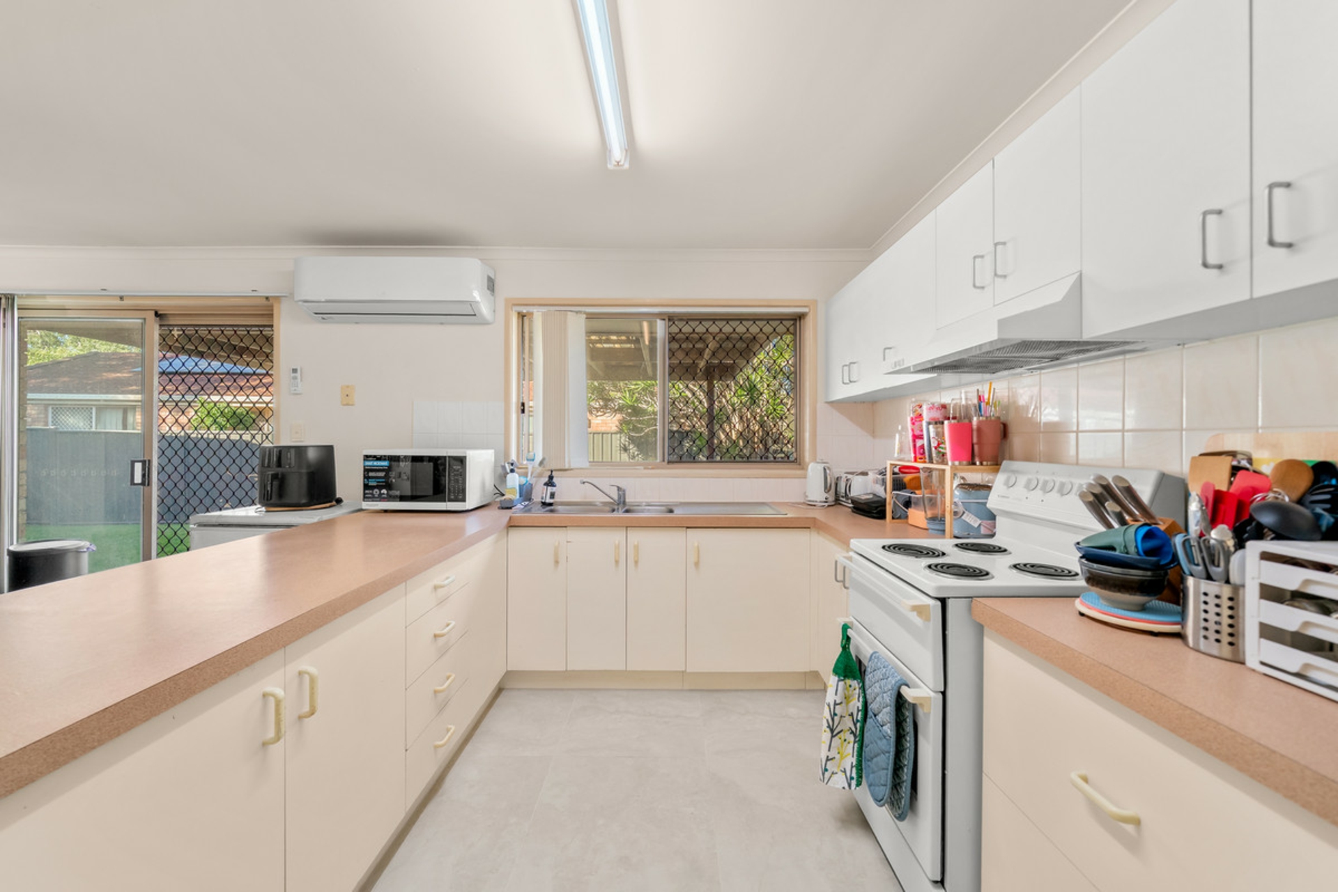 4 Noumea Place — photo 4 of 16