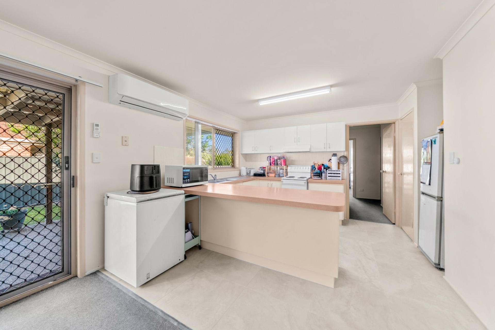 4 Noumea Place — photo 5 of 16