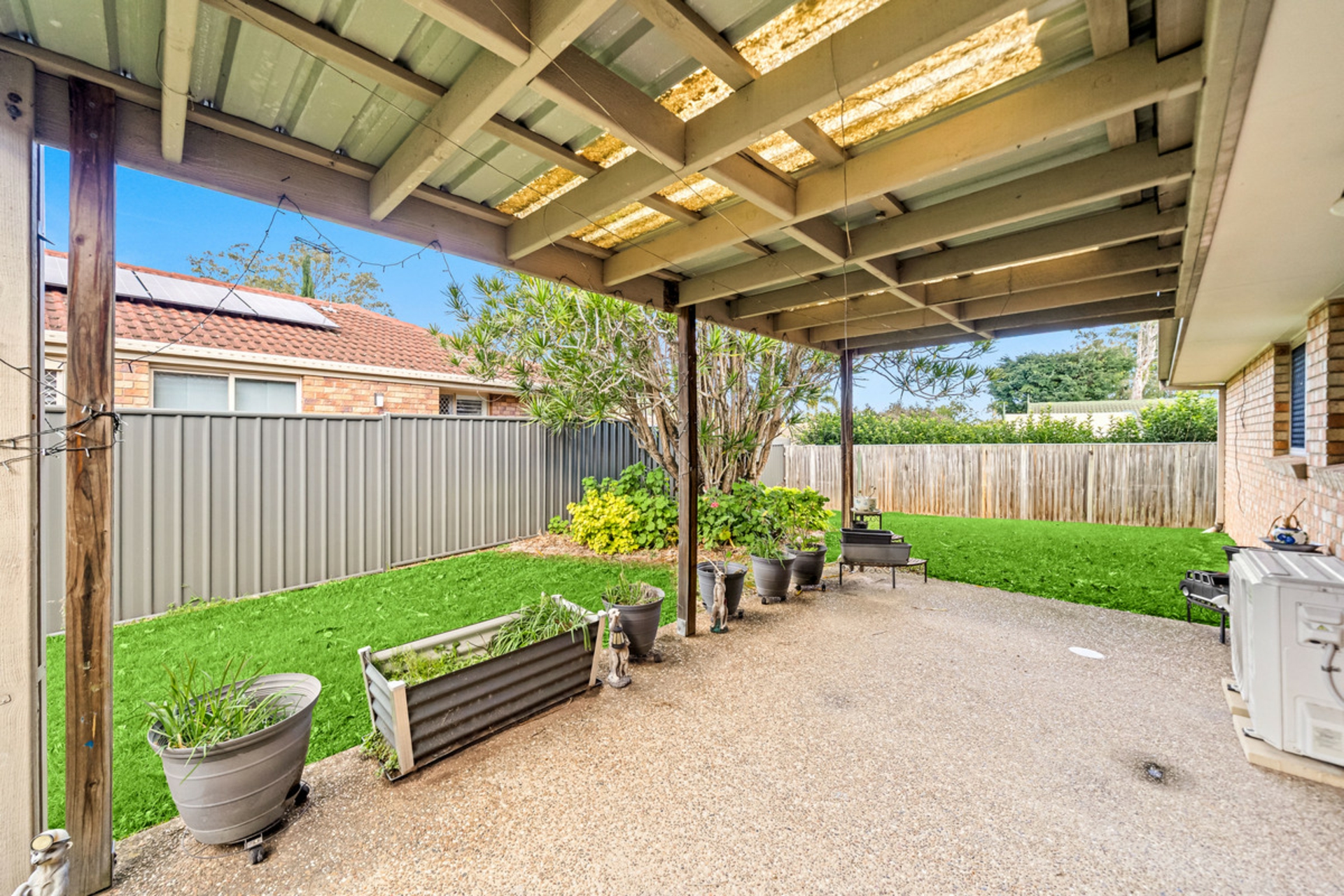 4 Noumea Place — photo 11 of 16