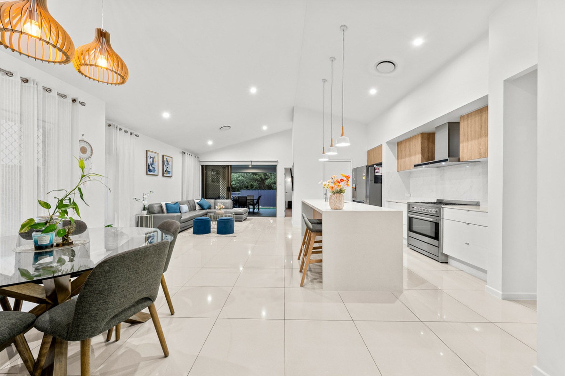 5 Suffolk Place — photo 4 of 20