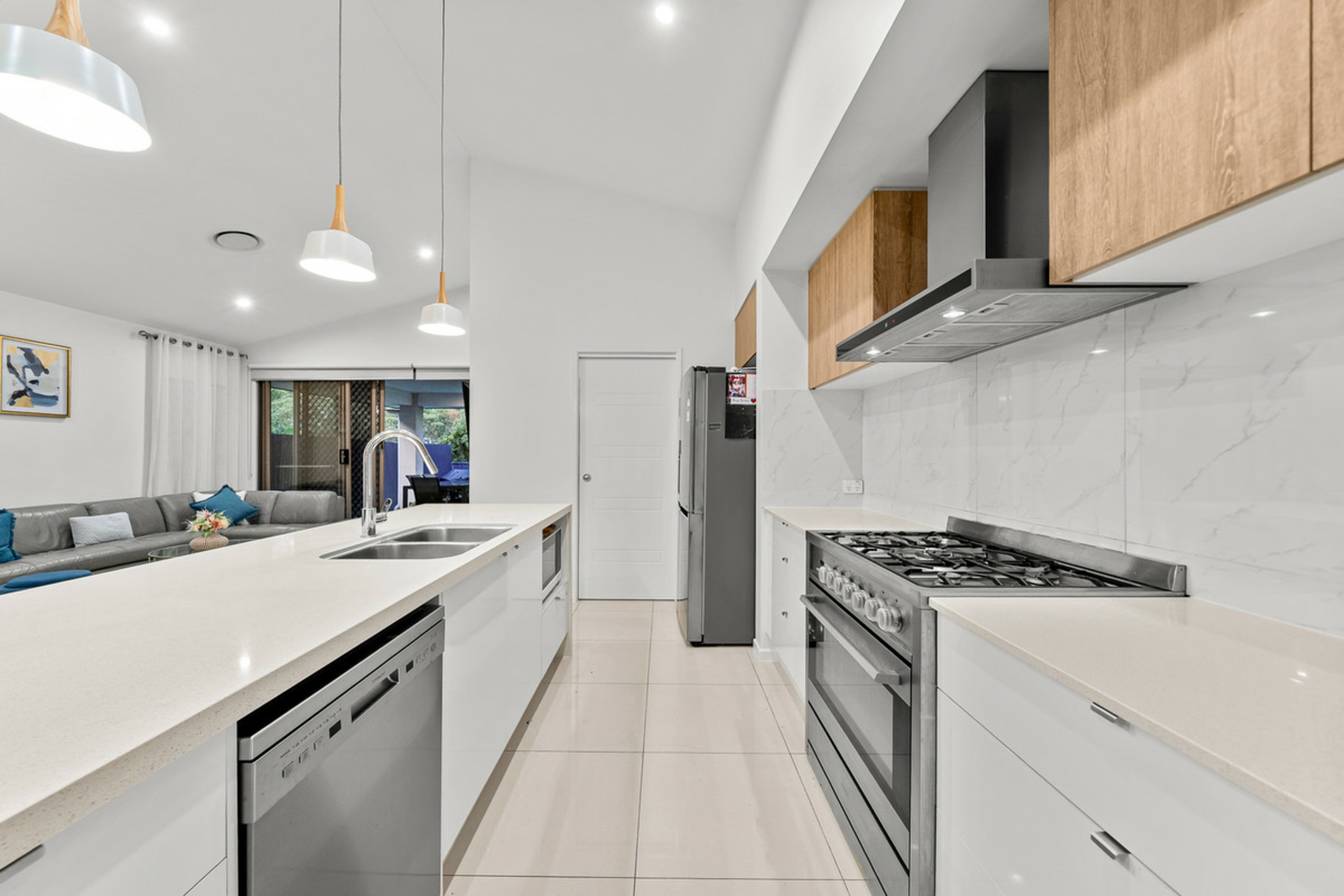 5 Suffolk Place — photo 9 of 20
