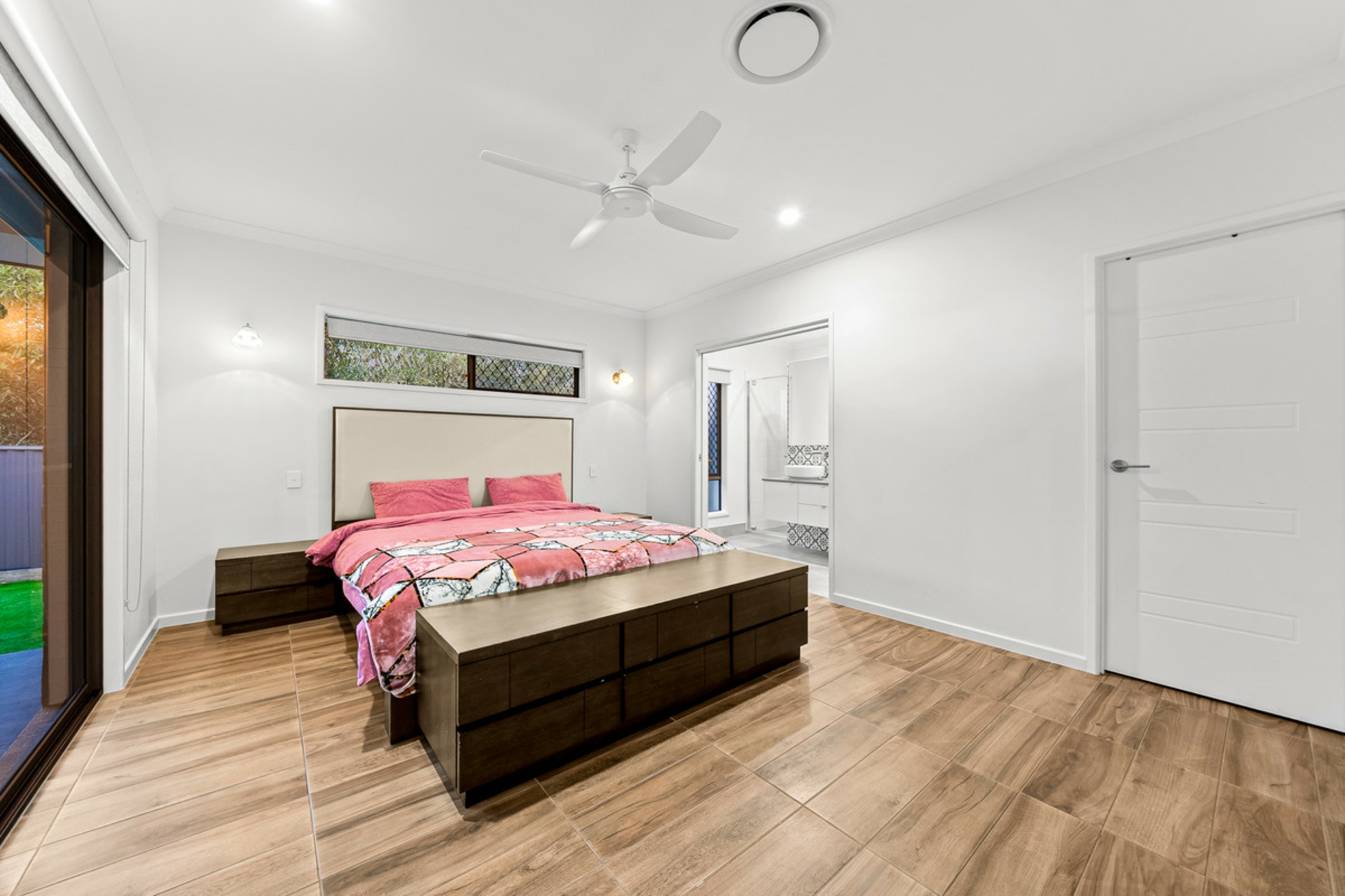 5 Suffolk Place — photo 11 of 20
