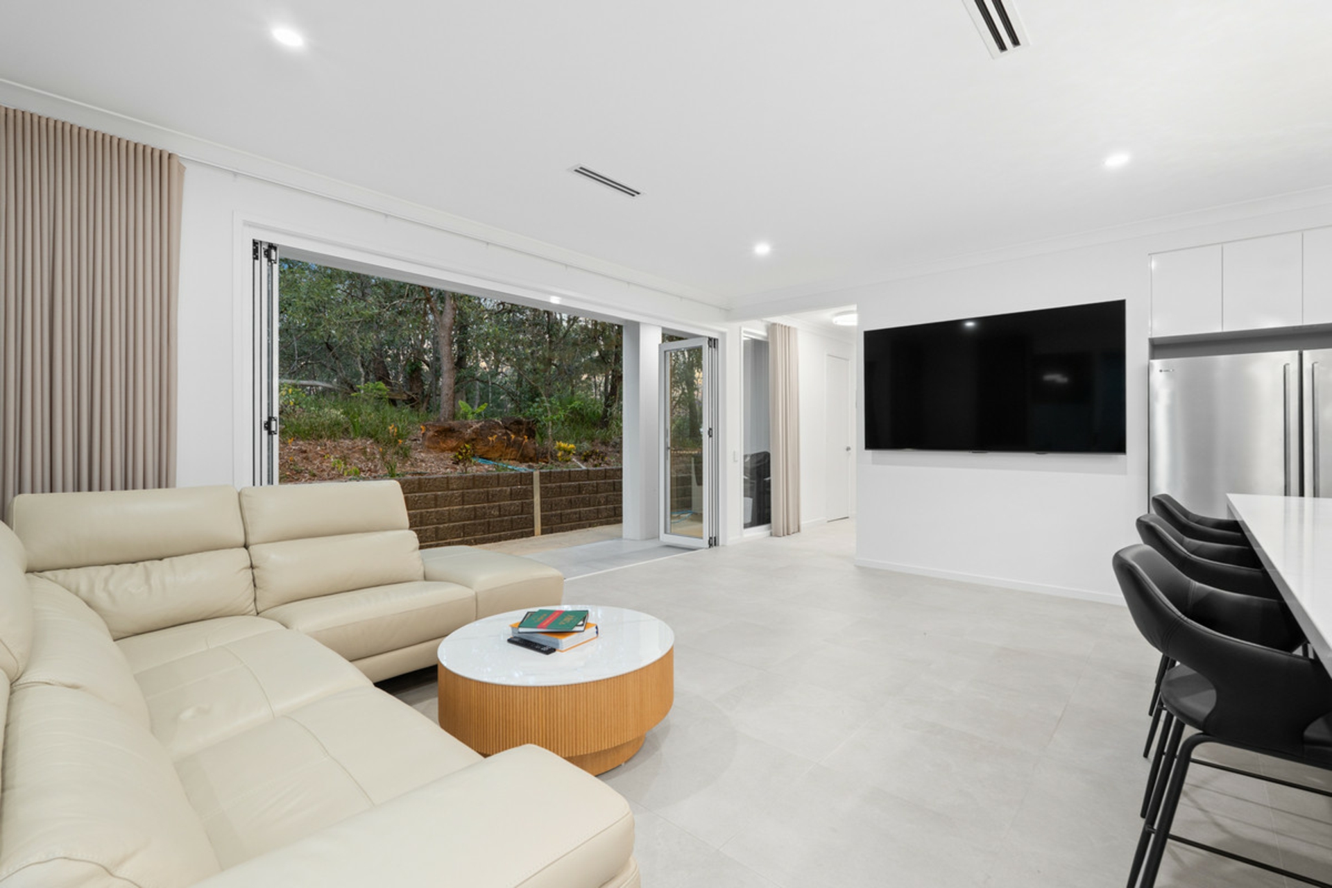 21 Benhiam Street — photo 11 of 30