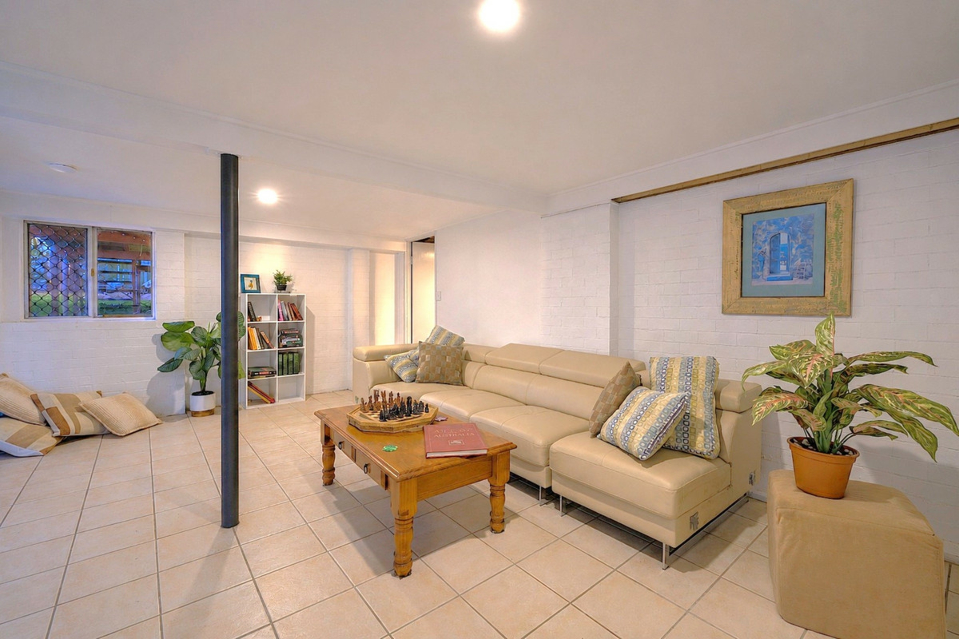47 Christopher Street — photo 4 of 24