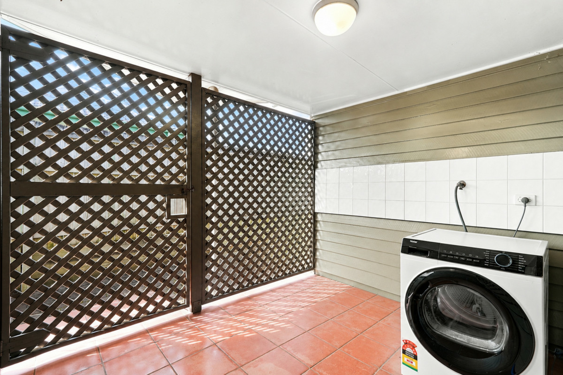 523 Warrigal Road — photo 17 of 23