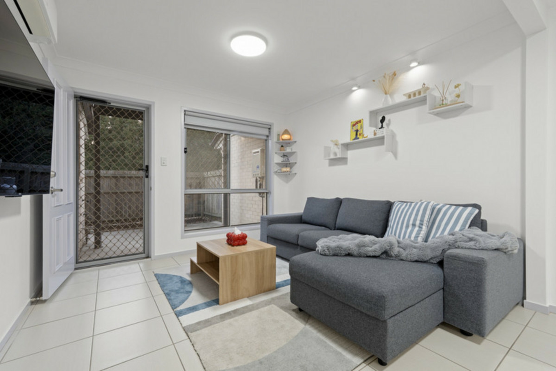 8/99-113 Peverell Street — photo 6 of 30