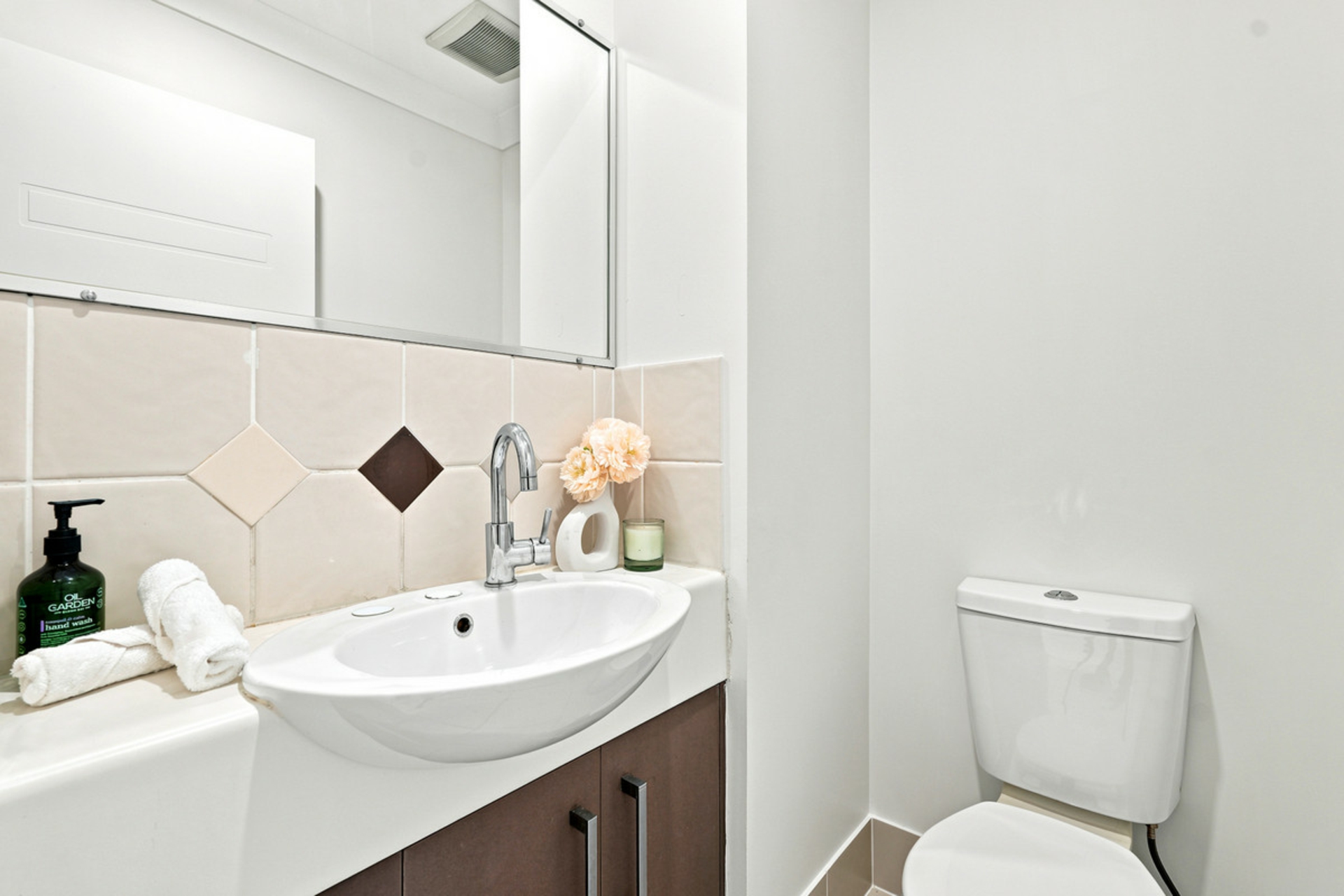 12 Ackama Street — photo 14 of 30
