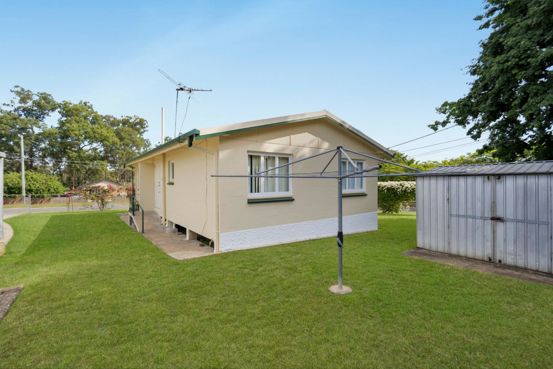35 Bellamy Street — photo 15 of 26