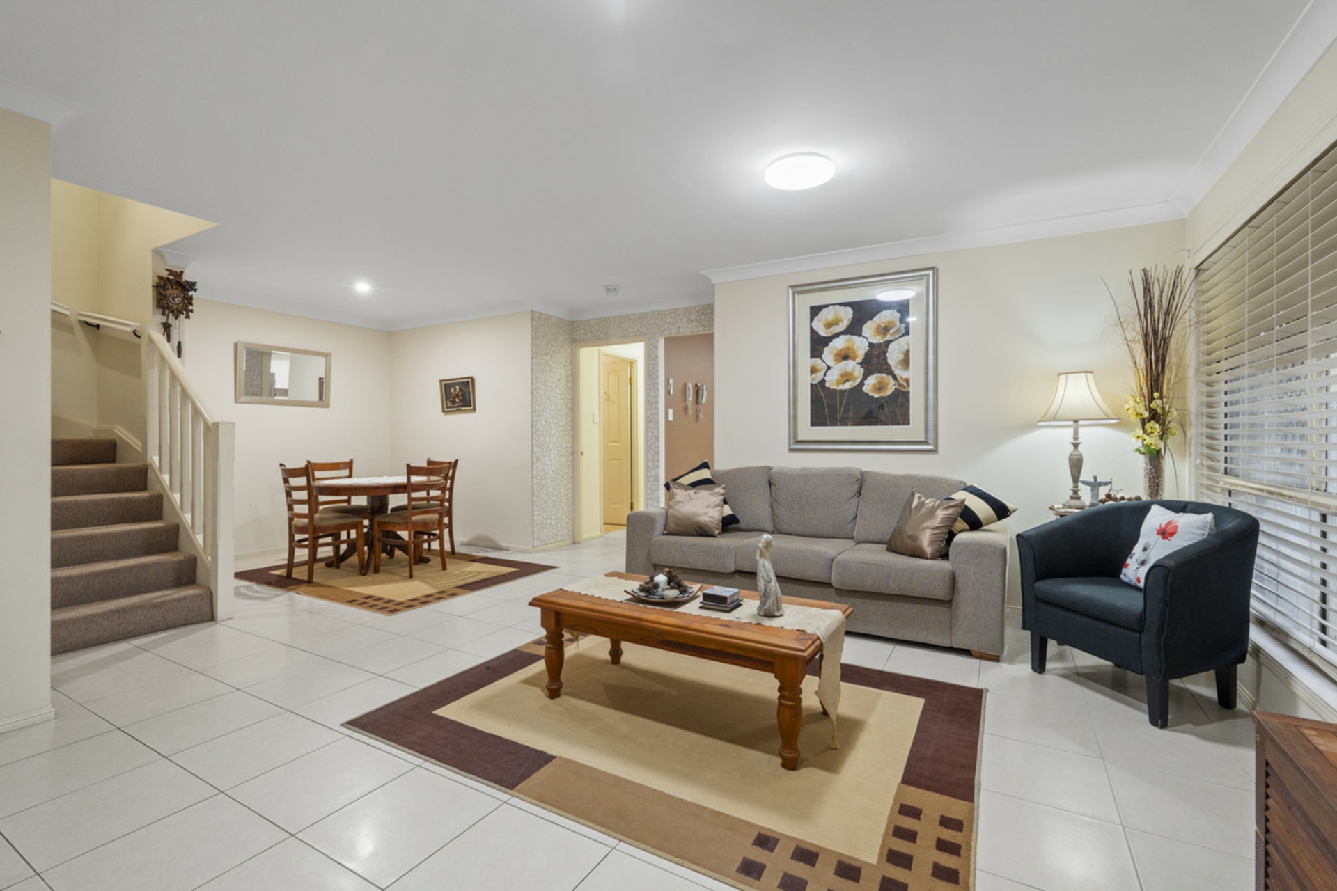 53/8 Luke Close — photo 4 of 25