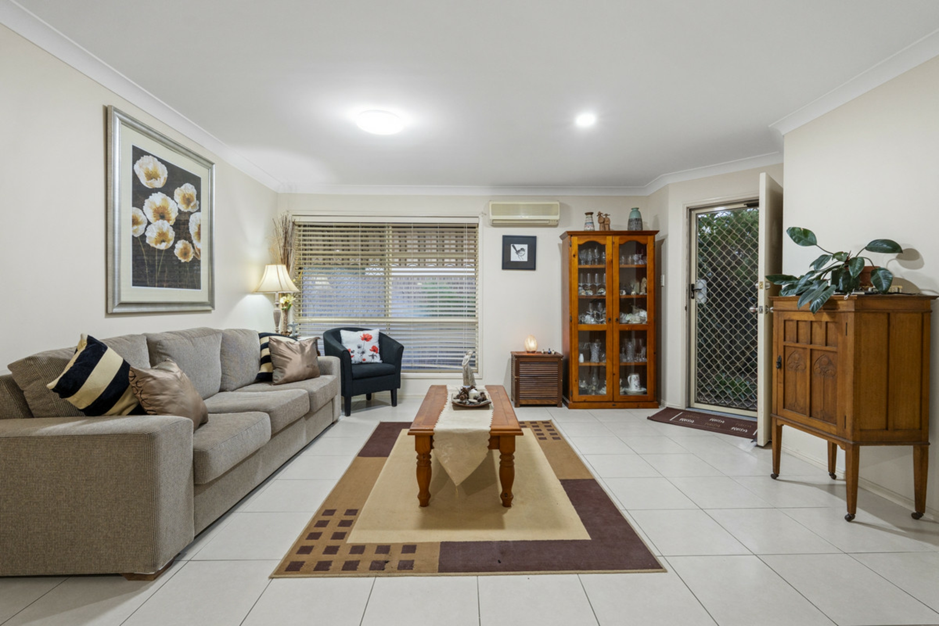 53/8 Luke Close — photo 14 of 25