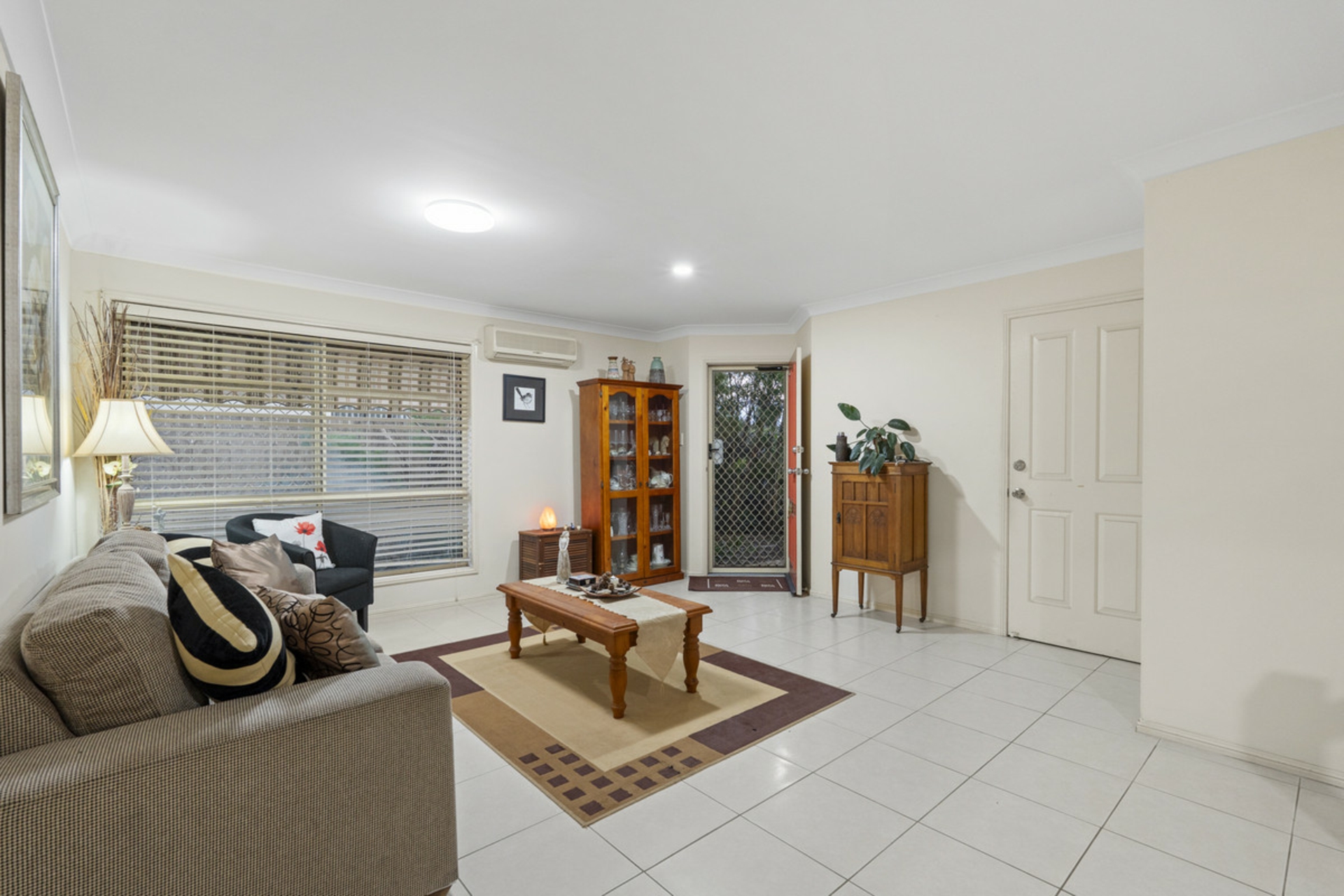 53/8 Luke Close — photo 15 of 25
