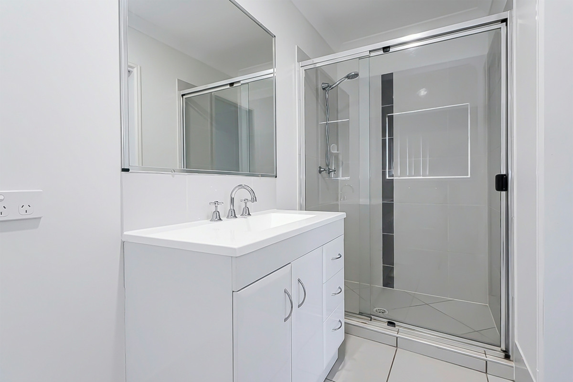 45a Woodford Street — photo 6 of 14