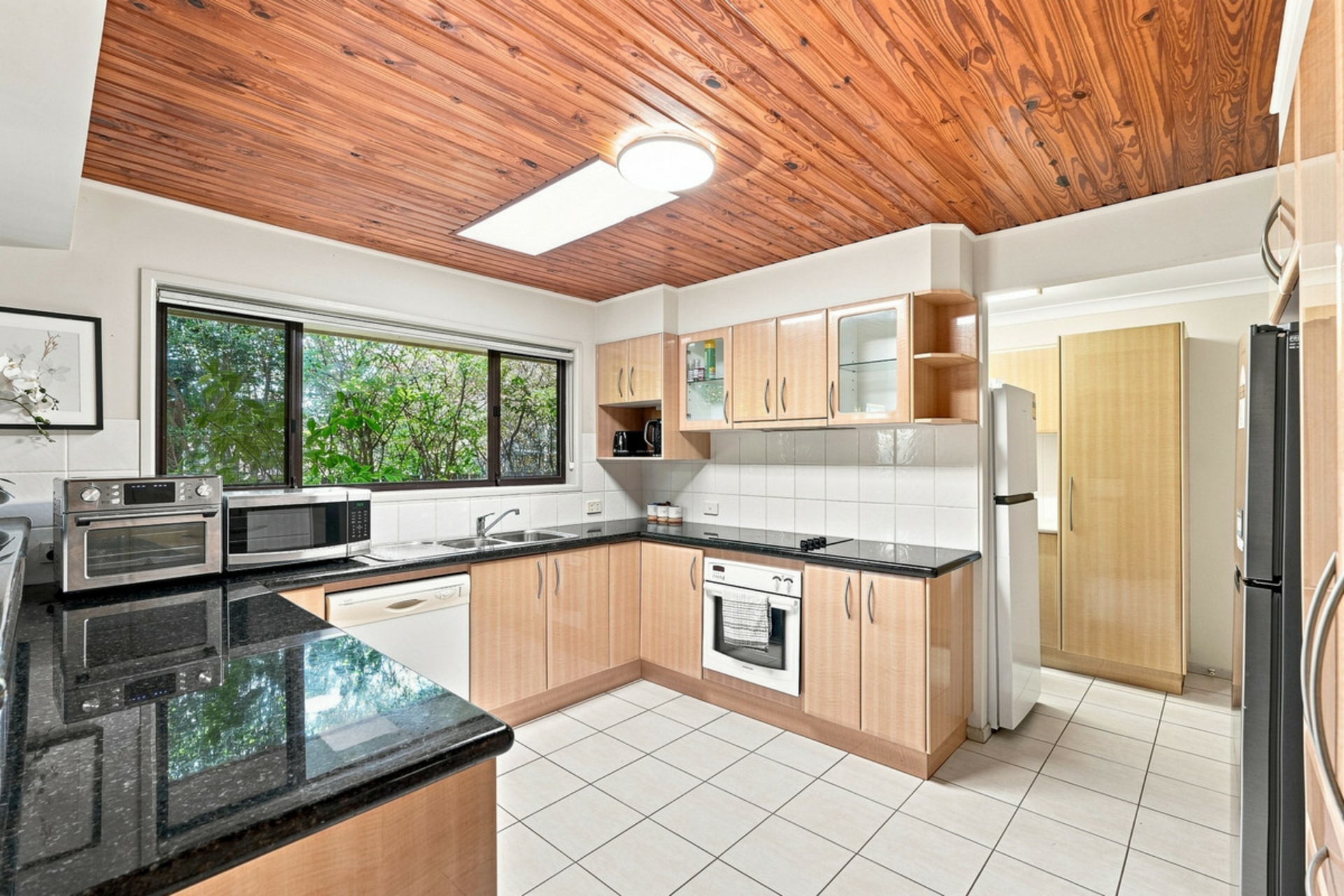 6 Sandrew Street — photo 7 of 30