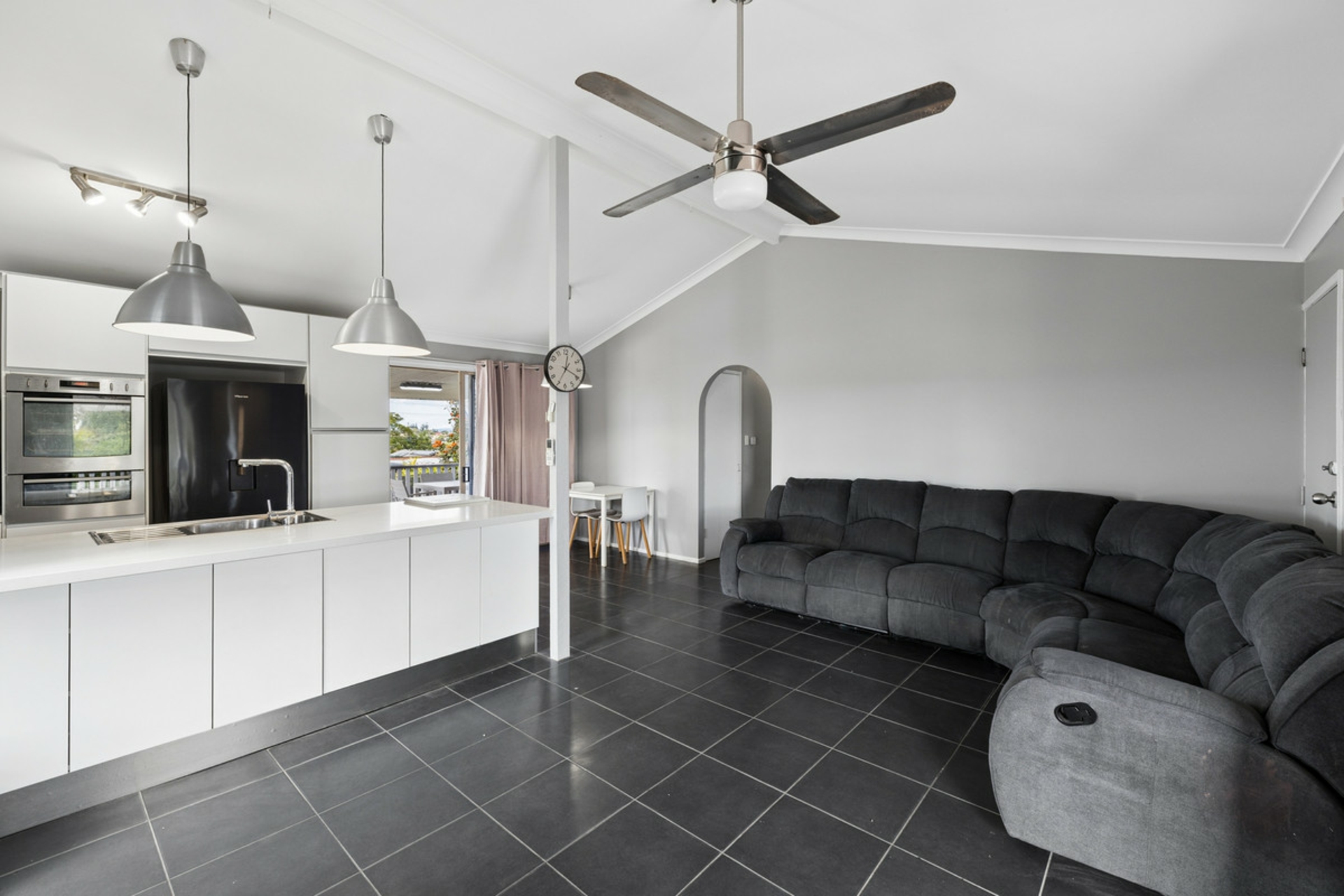 9 Pine Street — photo 10 of 27