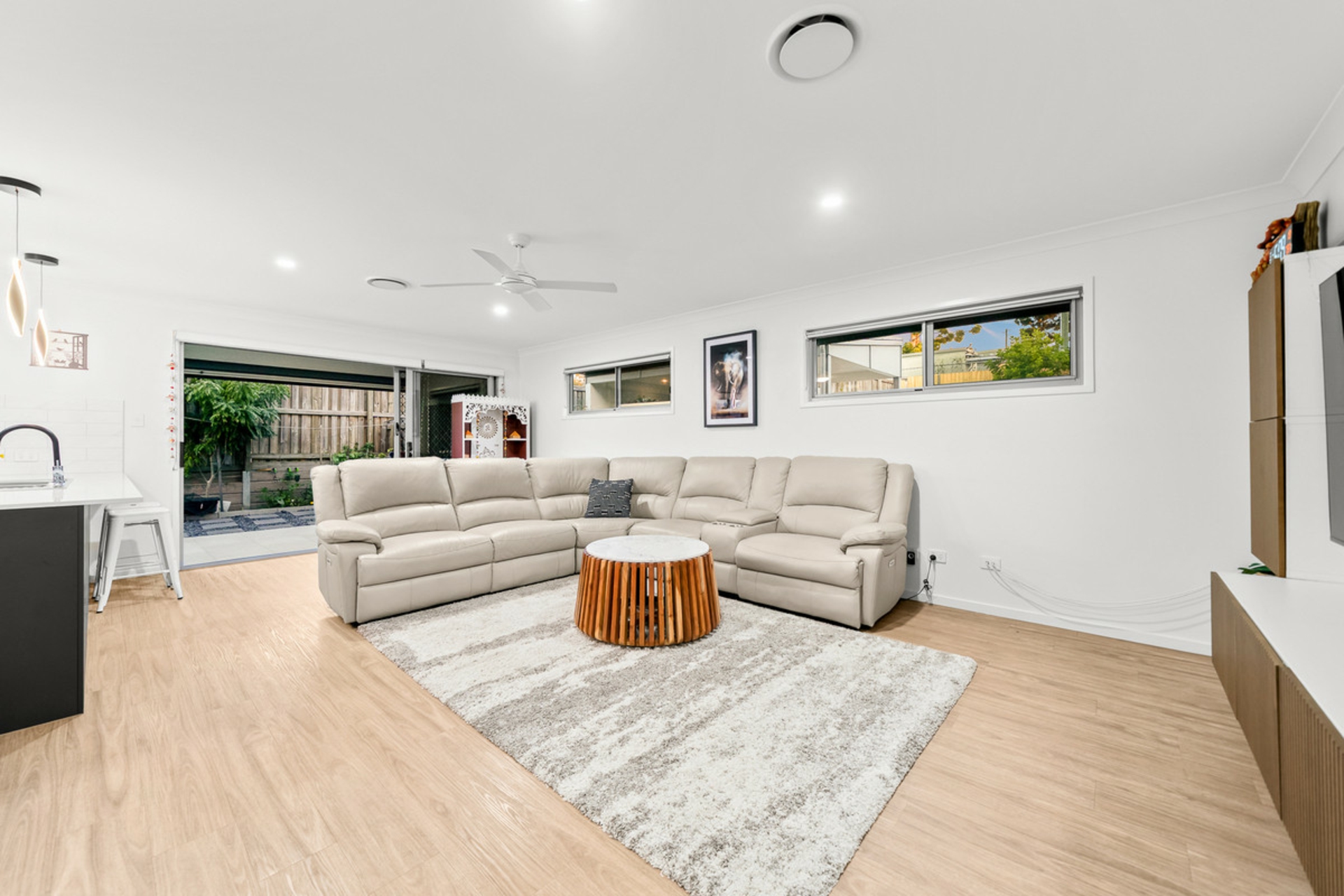 74/48 Berkshire Place — photo 3 of 19