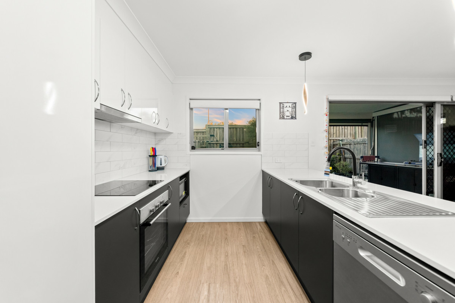 74/48 Berkshire Place — photo 5 of 19