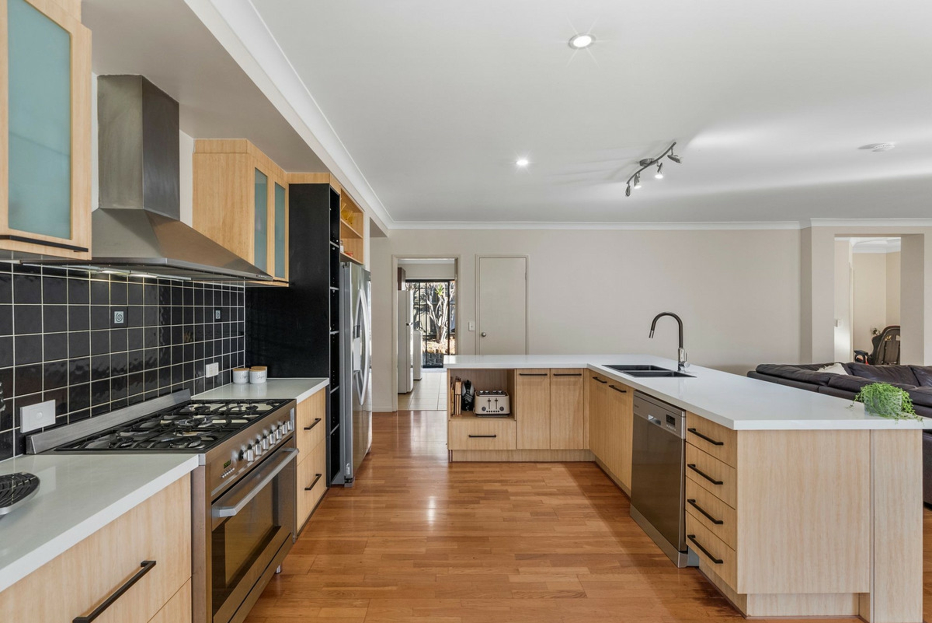 11 Reuben Close — photo 4 of 23