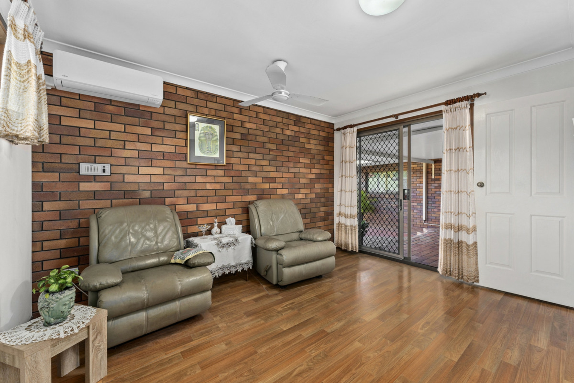 25 Devenish Street — photo 10 of 30