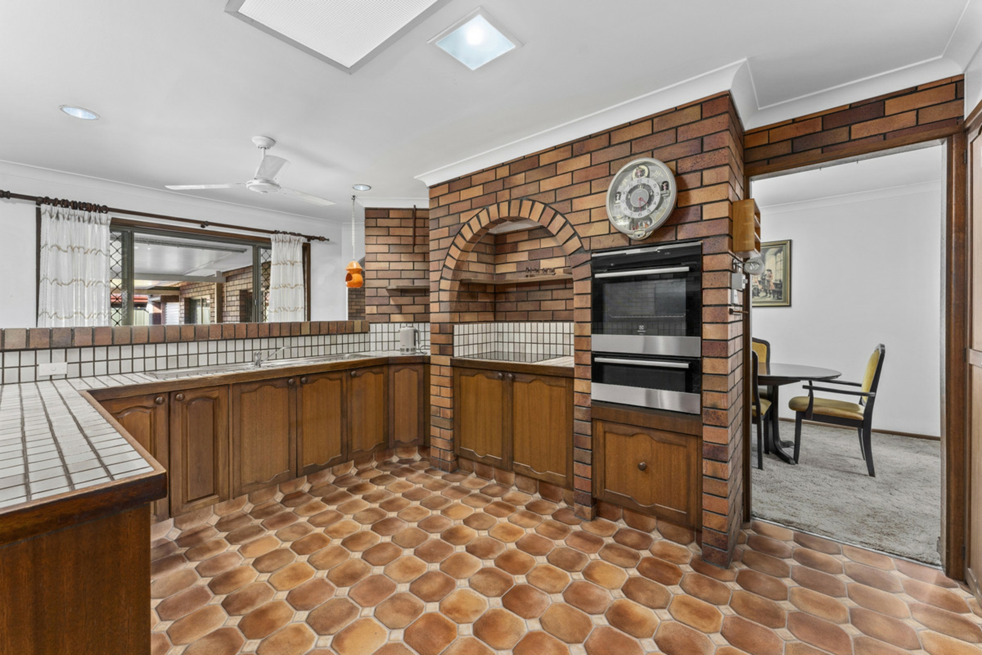 25 Devenish Street — photo 13 of 30