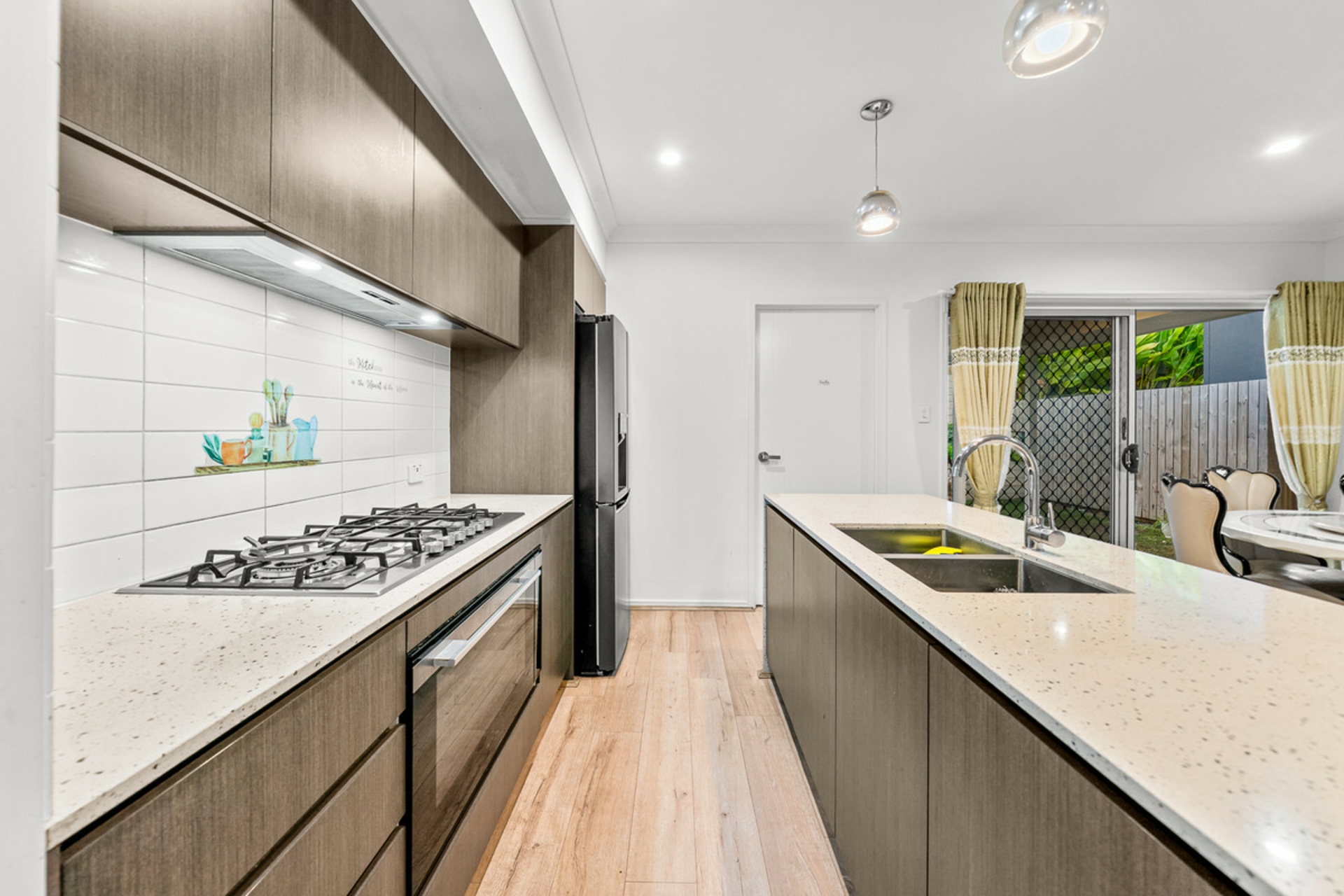 48 Tanzanite Street — photo 10 of 20