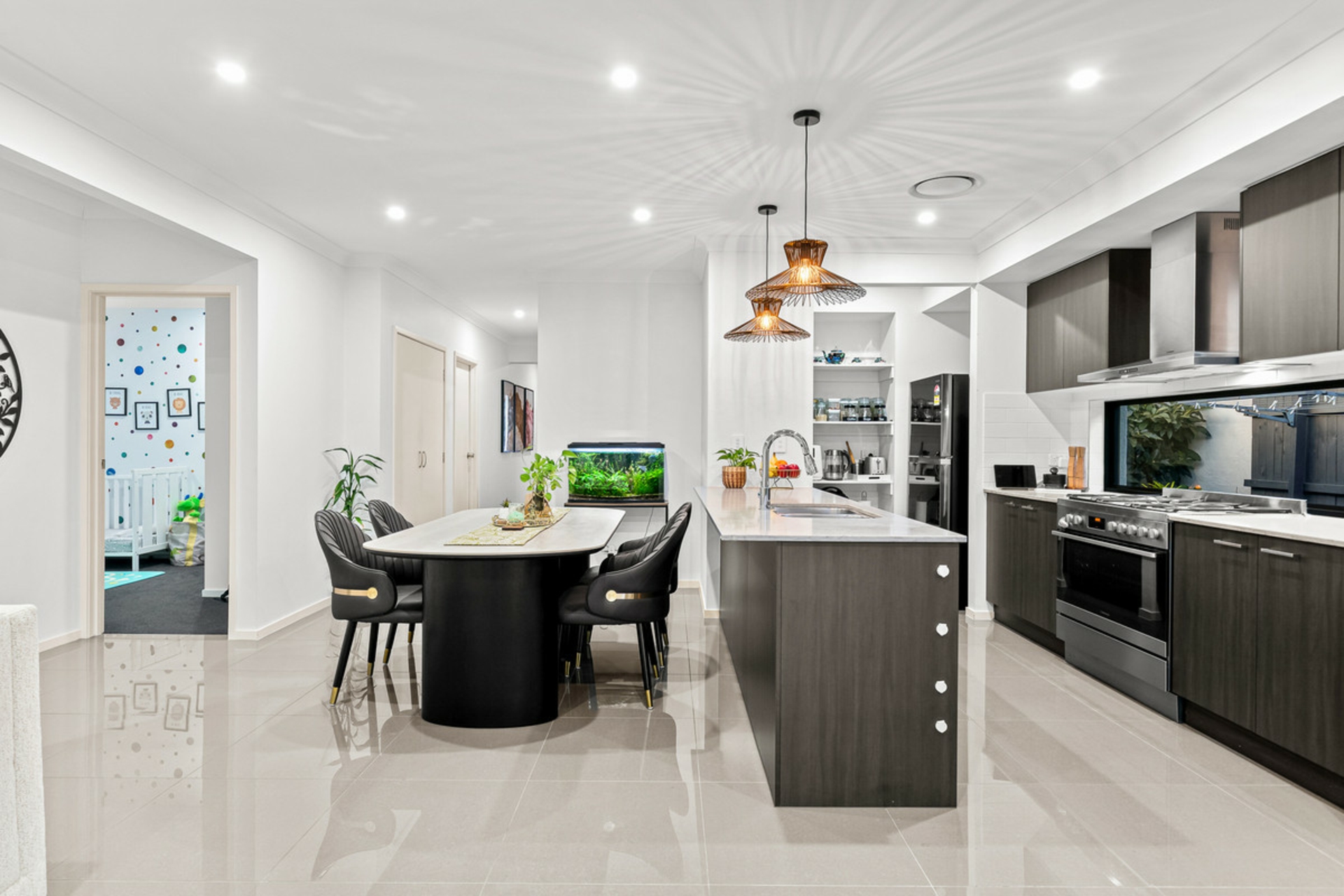 16 Derby Street — photo 10 of 25